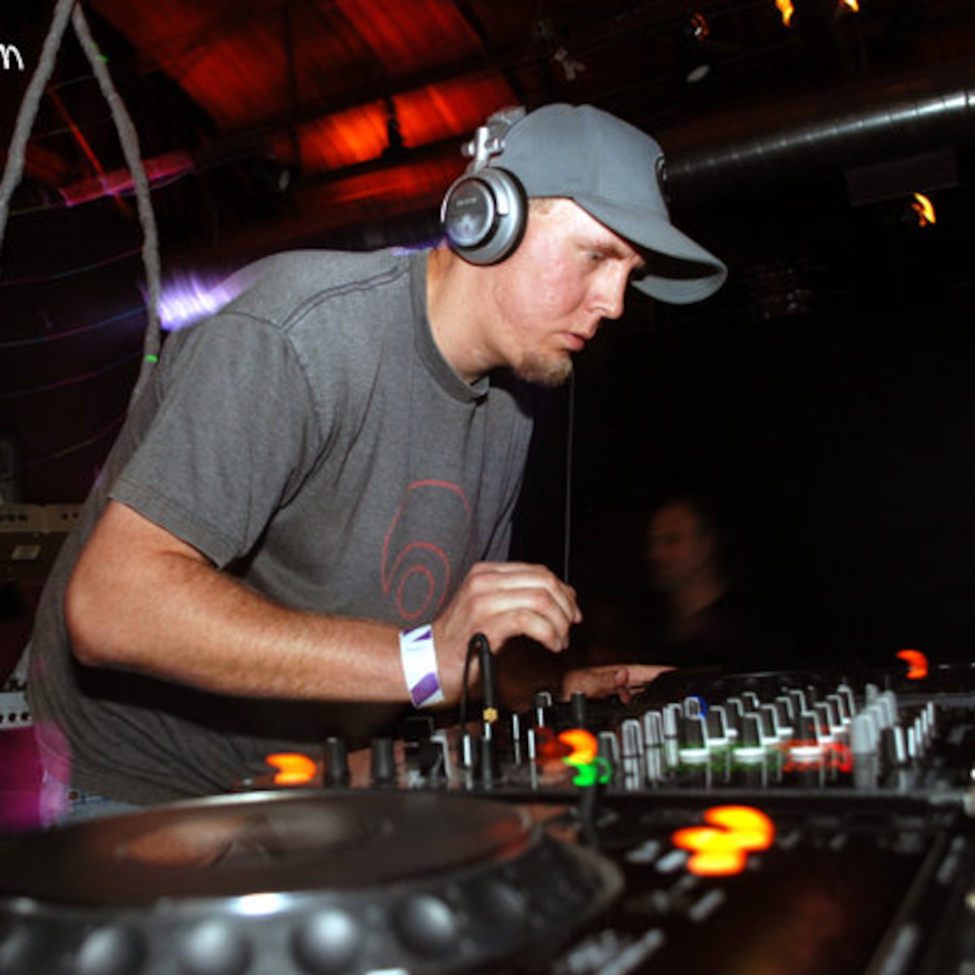 Digital Dancefloor ::: Spotlight On: DJ IsoMetric