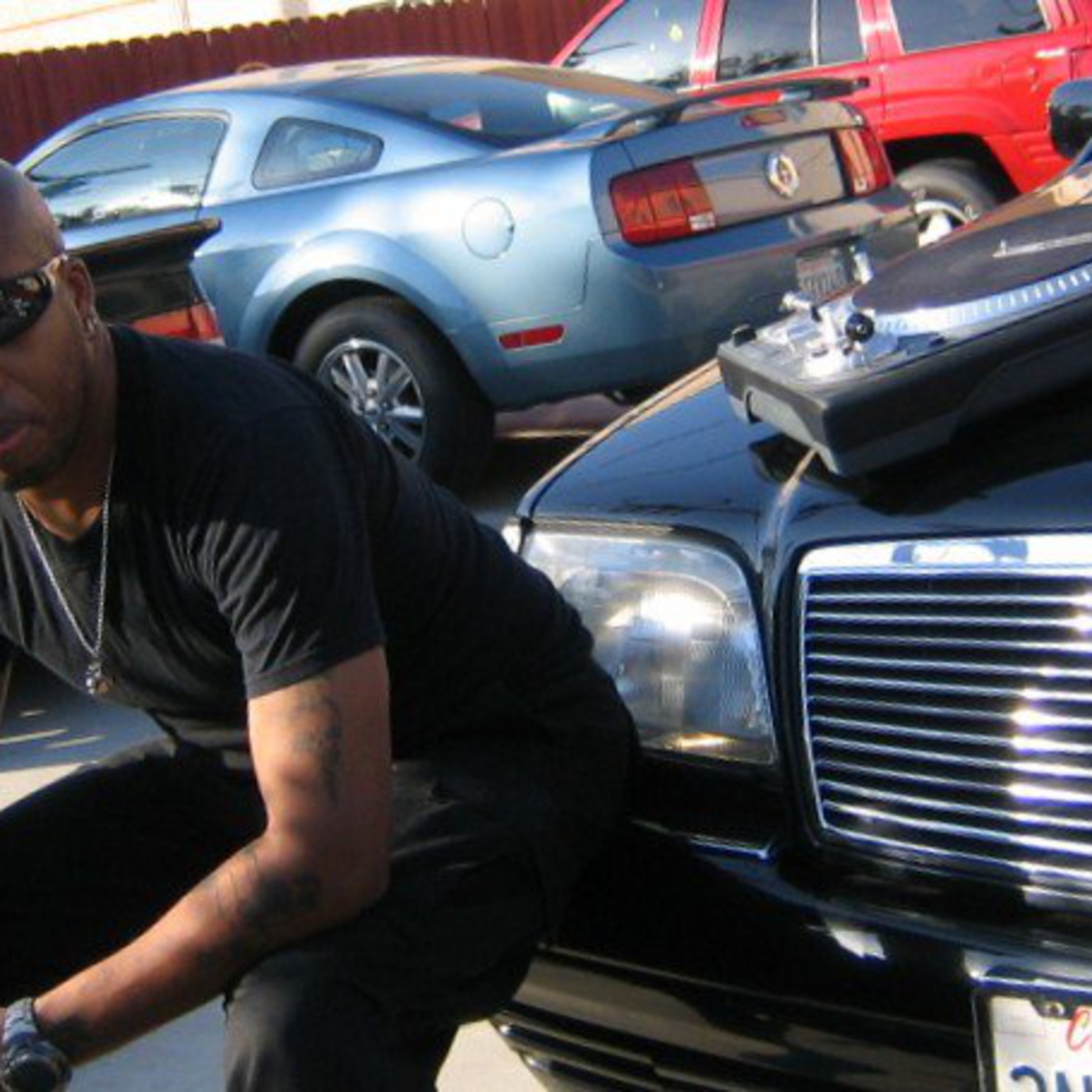 DJ Sadat Valentine presents Urban Mafia Radio - Breakbeat, Hiphop and Funky Beats