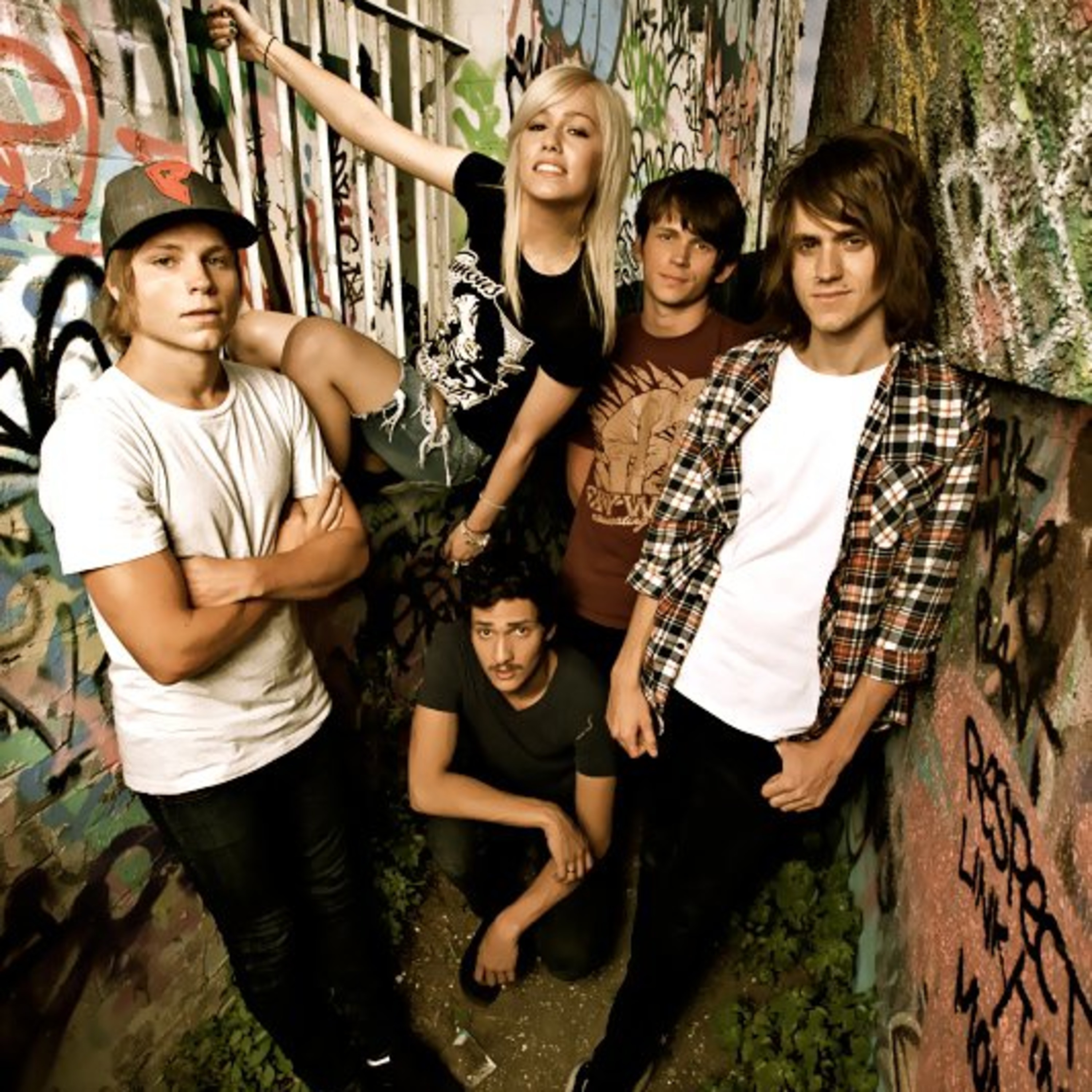 White Noise-Tonight Alive episode artwork