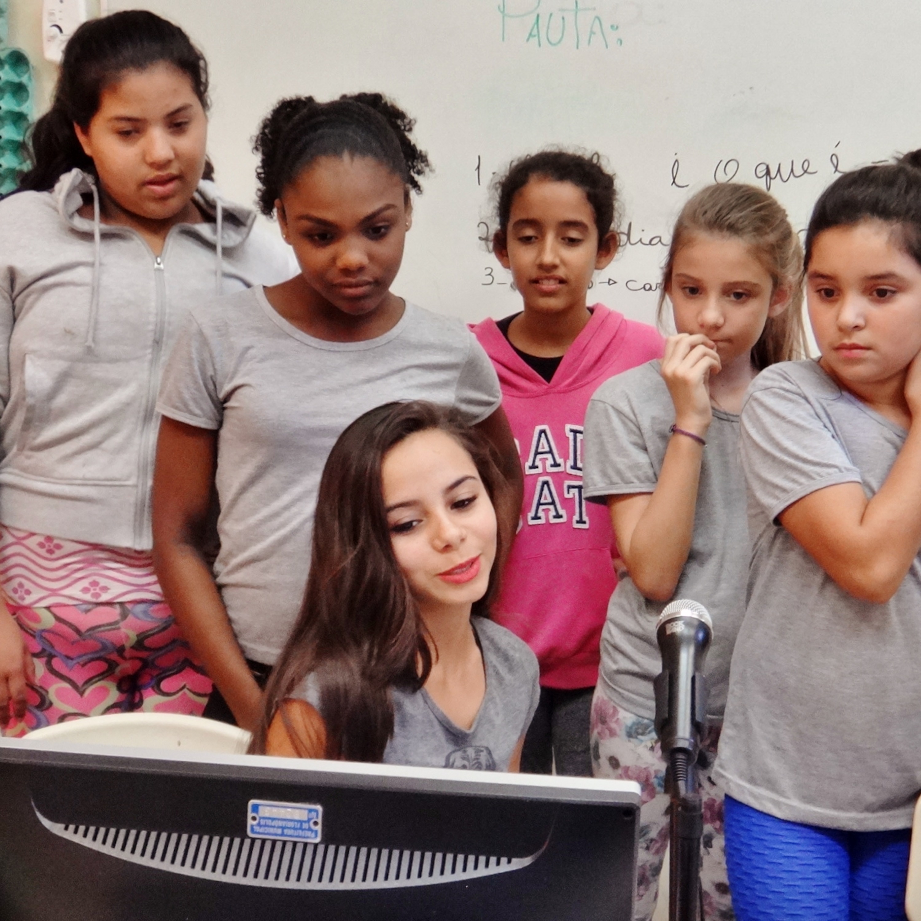 Rádios Escola: A Voz da Galera