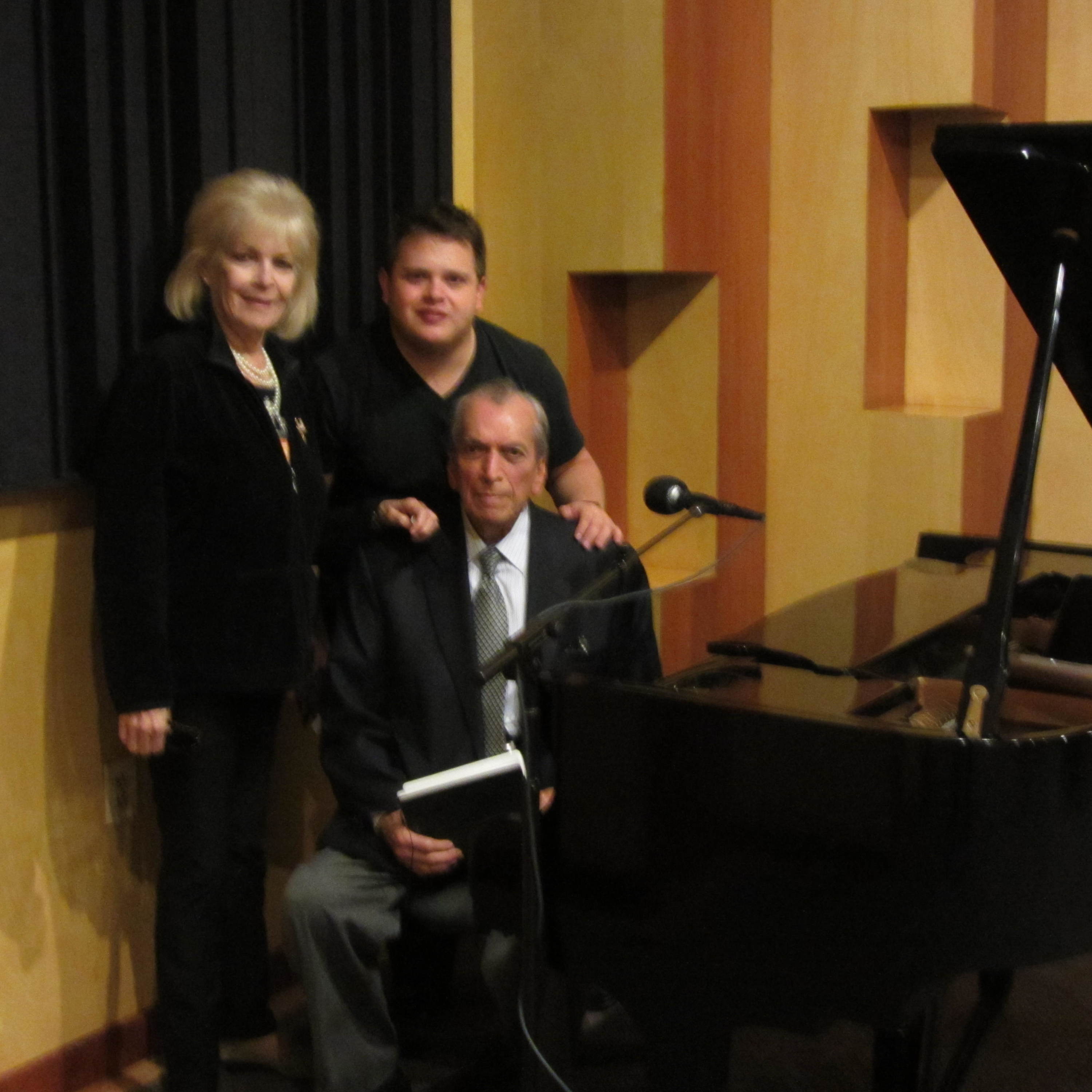 El Estudio Verde y Oro