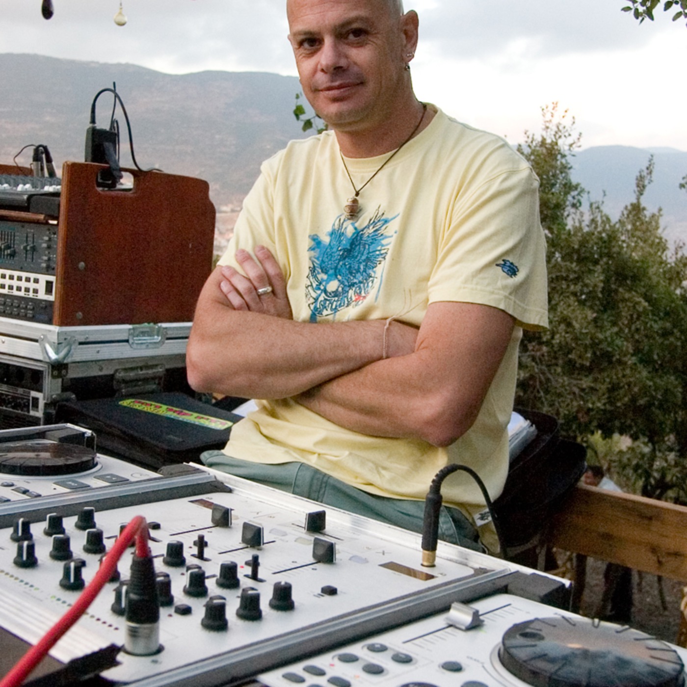 intro dj francois.co.il "neshama latinit"