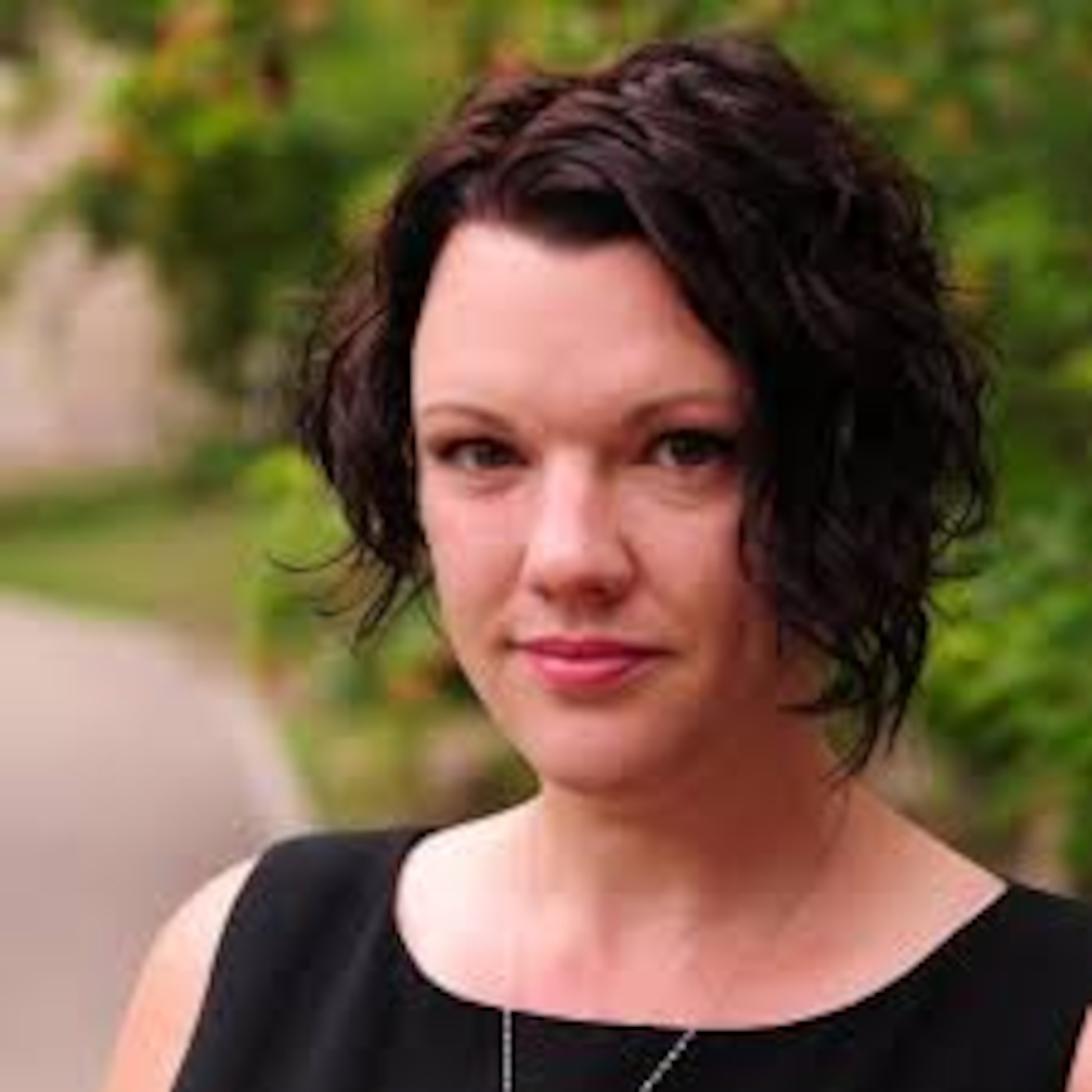 Dr. Julie Kaye