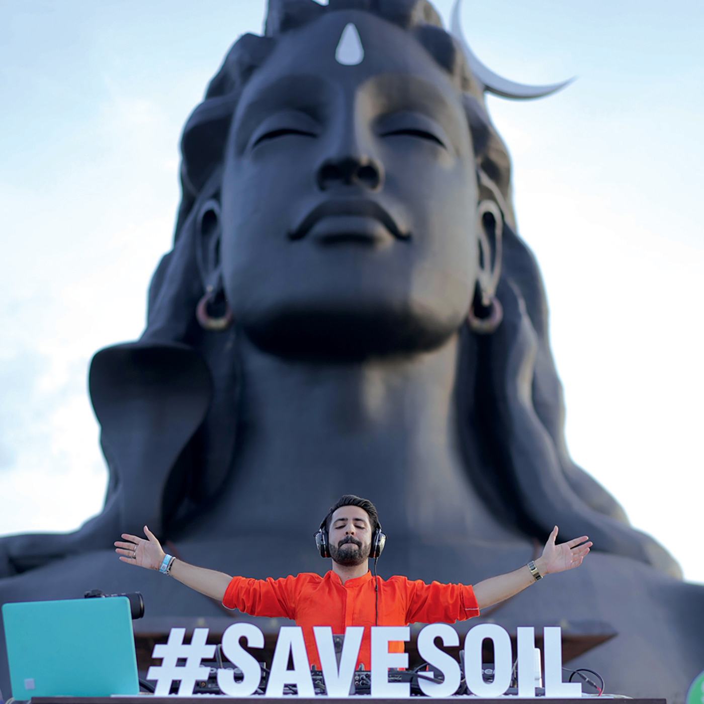 Episode 36: DJ NYK at Adiyogi (Shiv Mantra Mix) | For Sadhguru’s Save Soil Movement