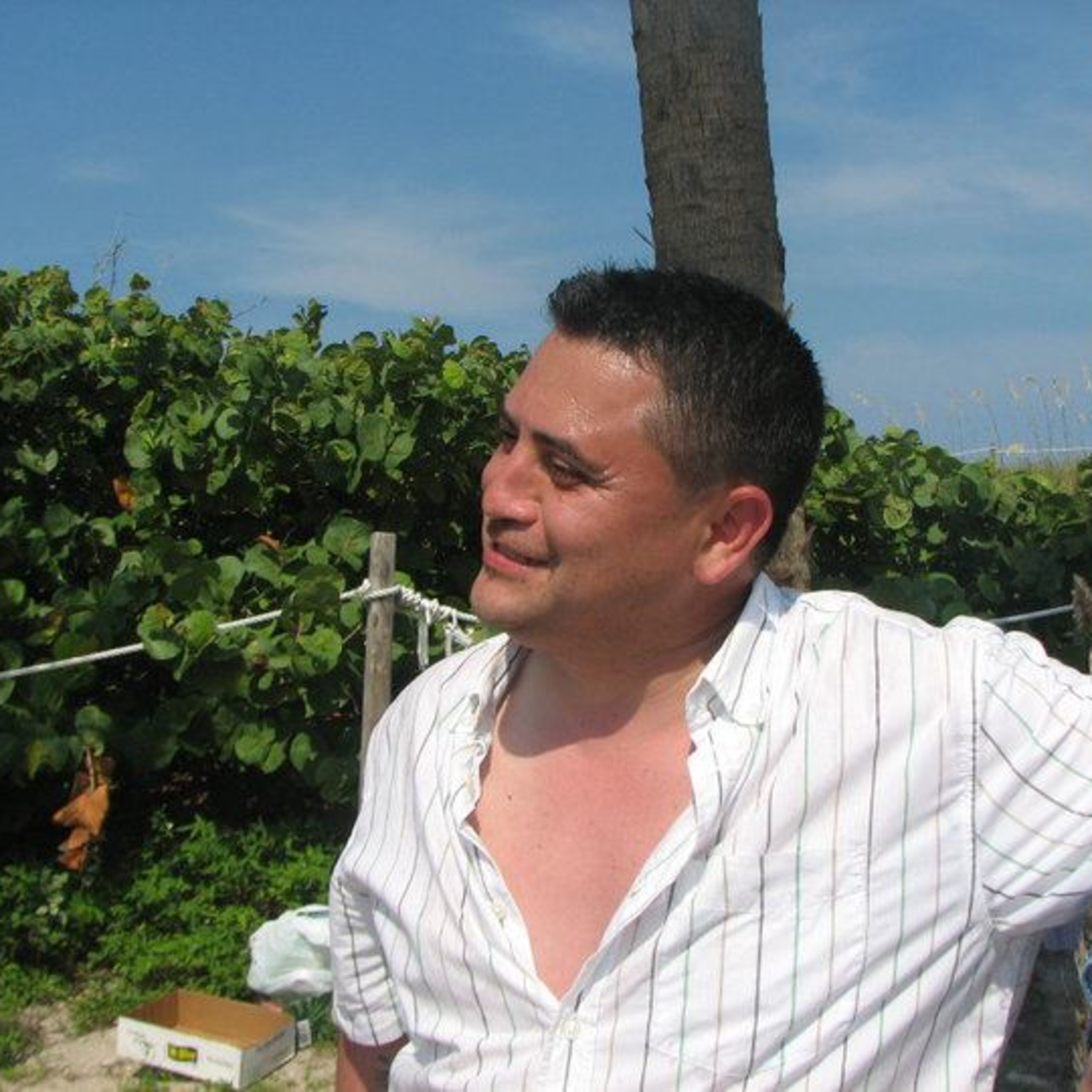 LUIS LOGRONO\'s Podcast