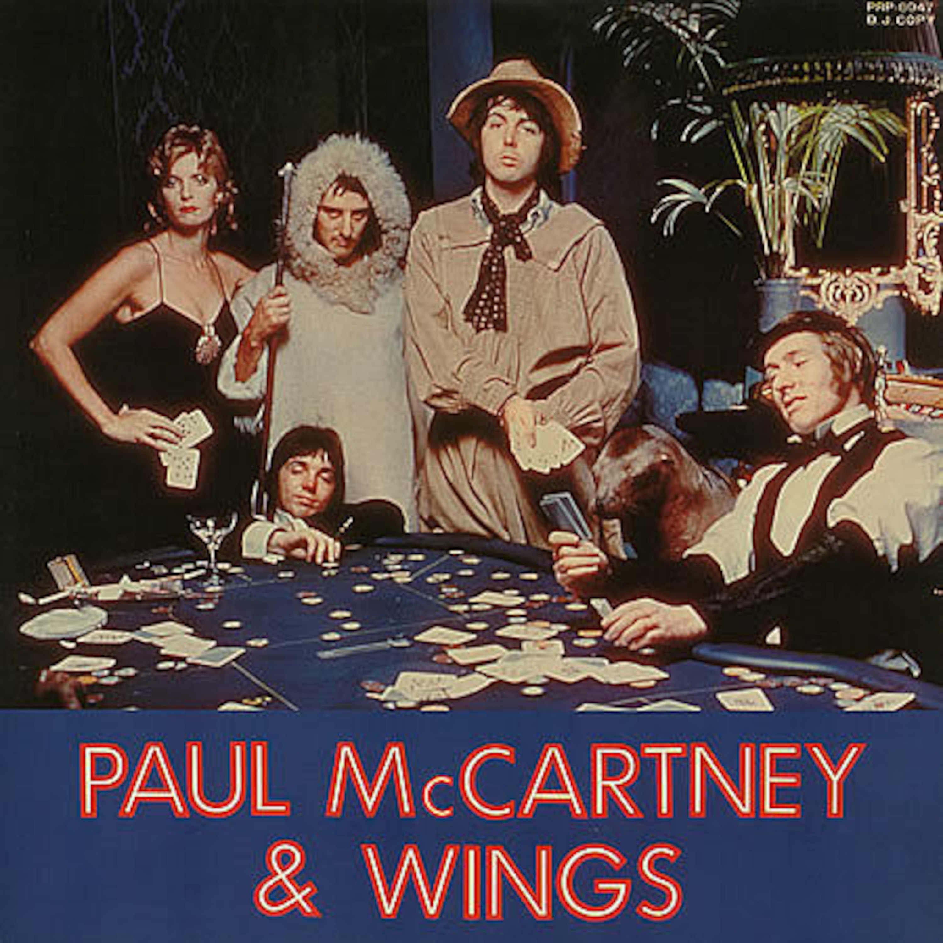 Paul mccartney wings 2024. Paul MCCARTNEY & Wings (1973). Paul MCCARTNEY 1971. Paul MCCARTNEY 1970 album. Wings and Paul MCCARTNEY обложка.