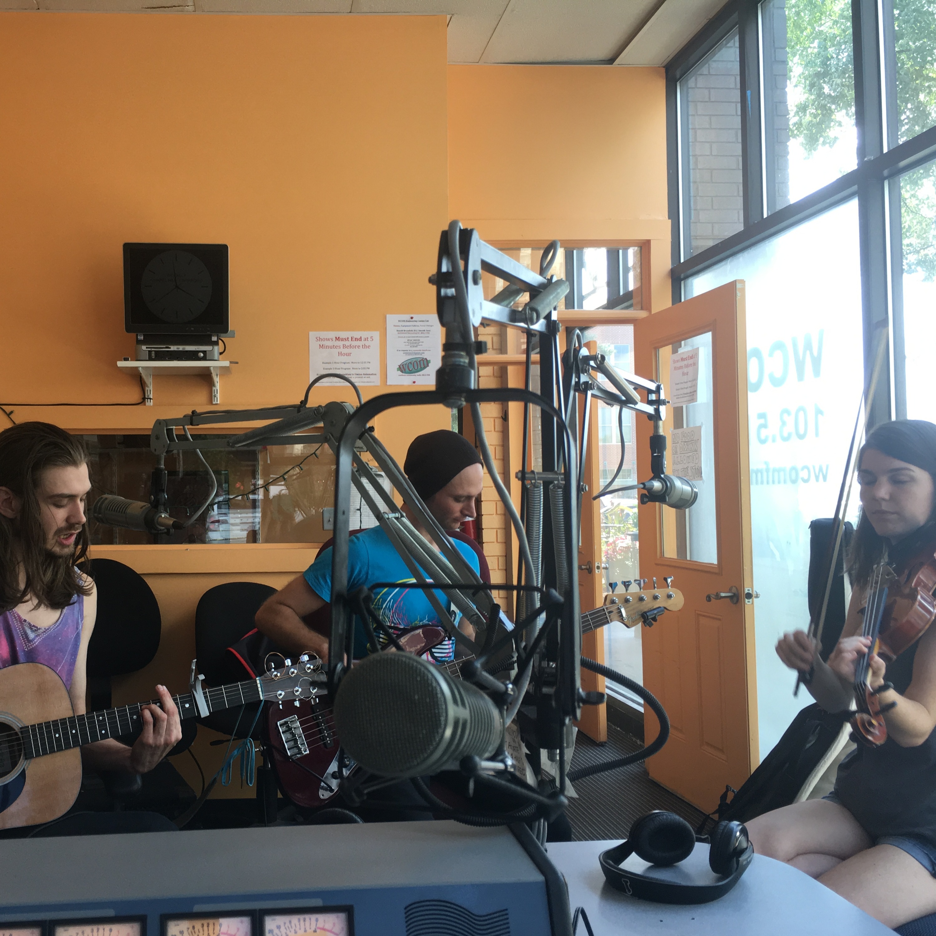 Licks & Lyrics radio Podcast