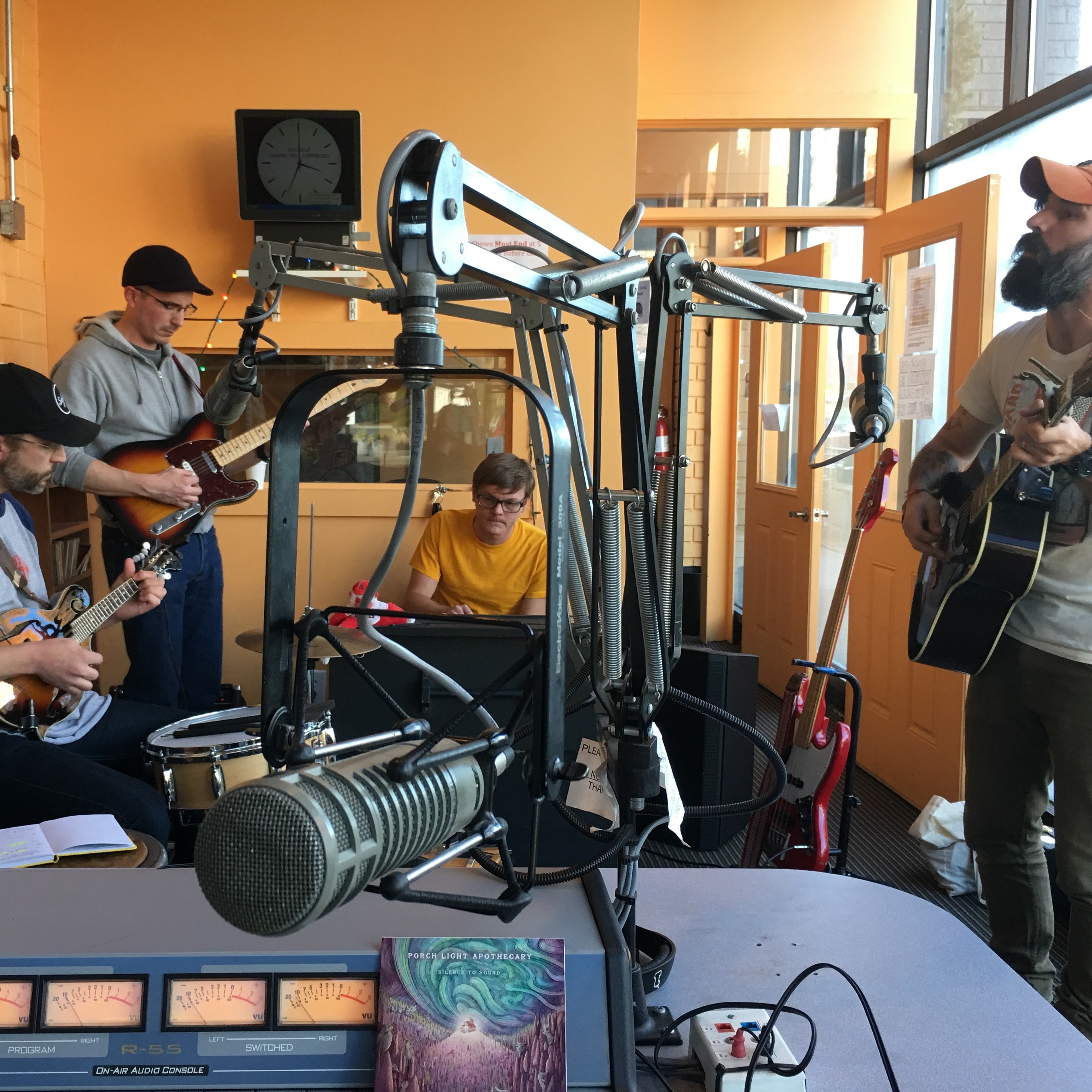 Licks & Lyrics radio Podcast