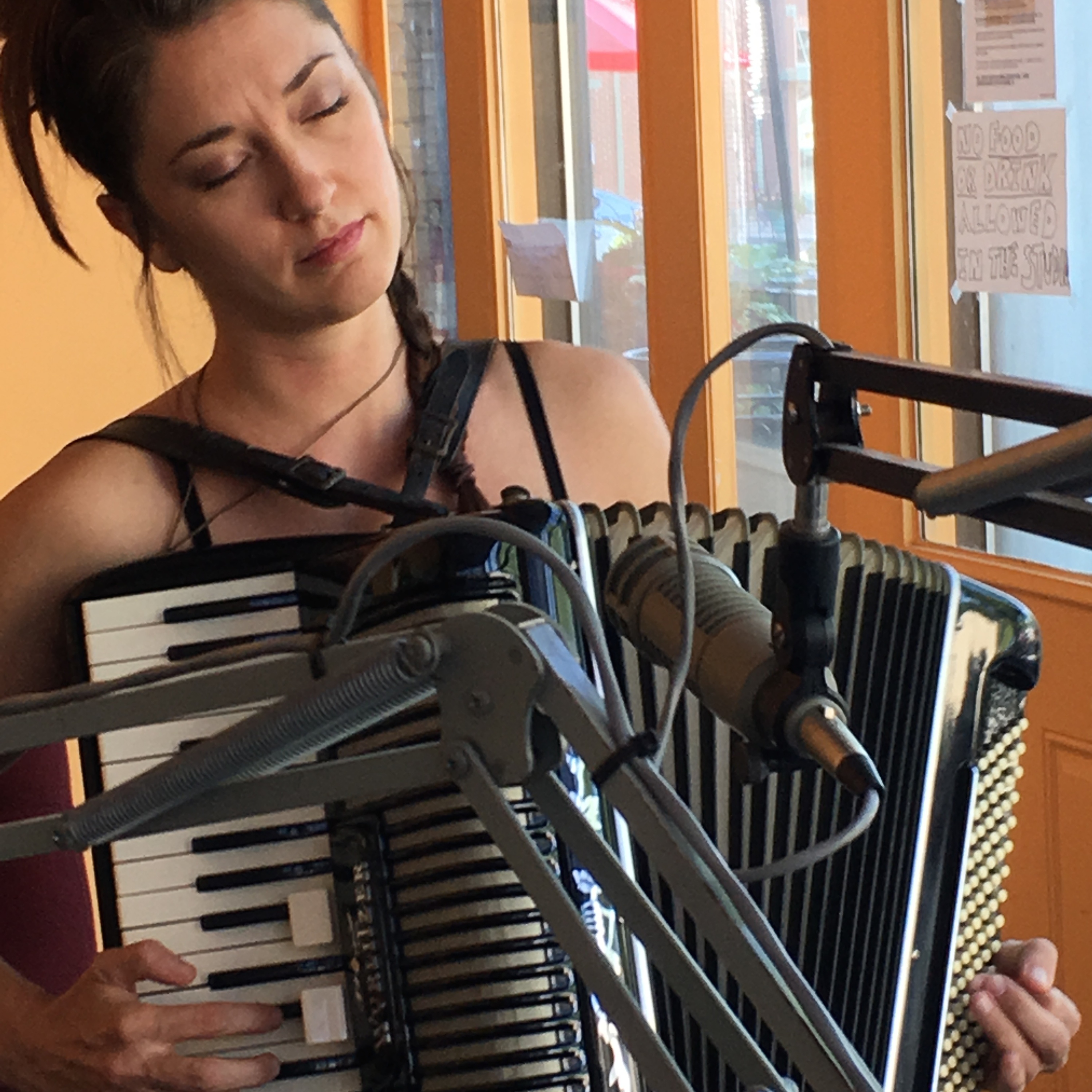 Licks & Lyrics radio Podcast