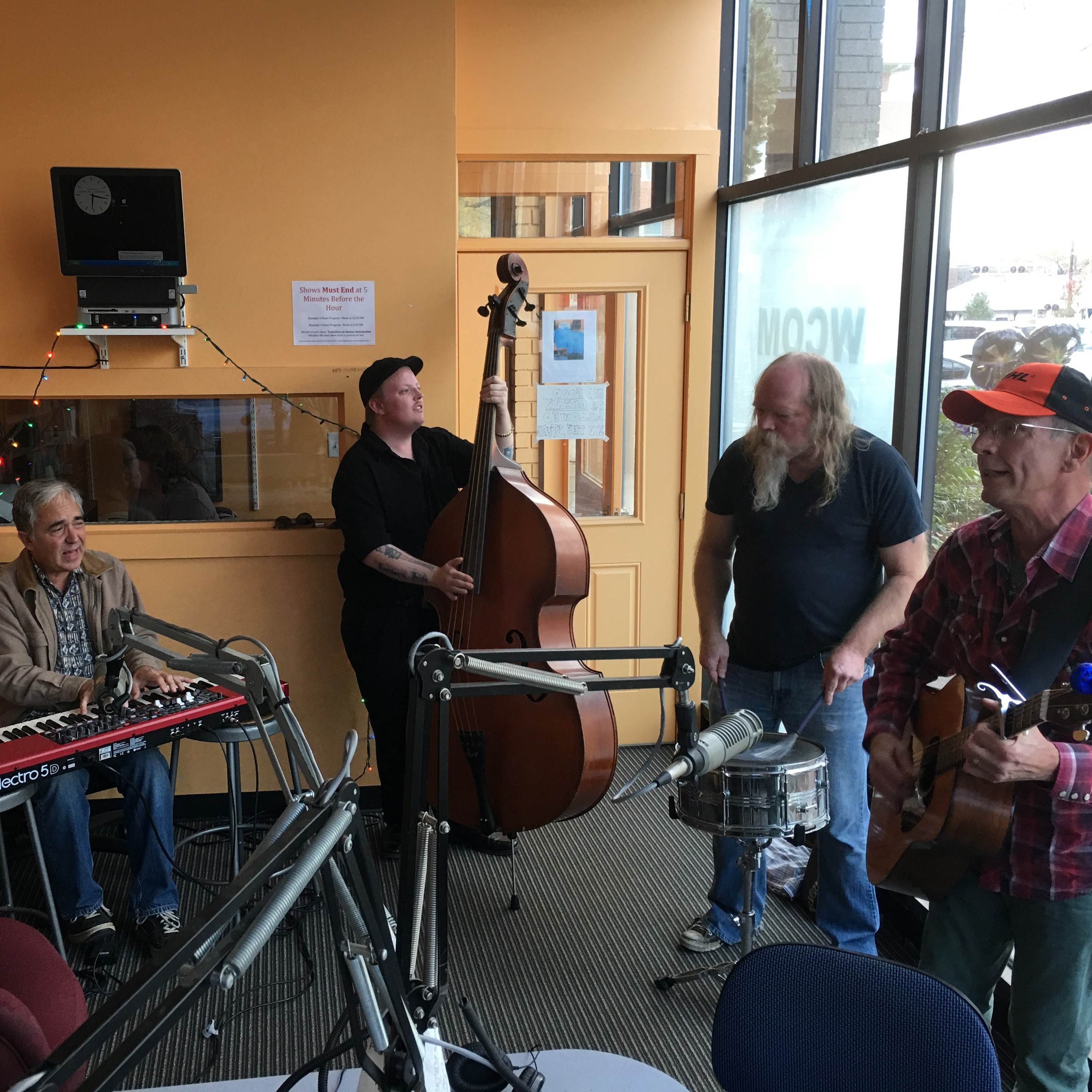 Licks & Lyrics radio Podcast