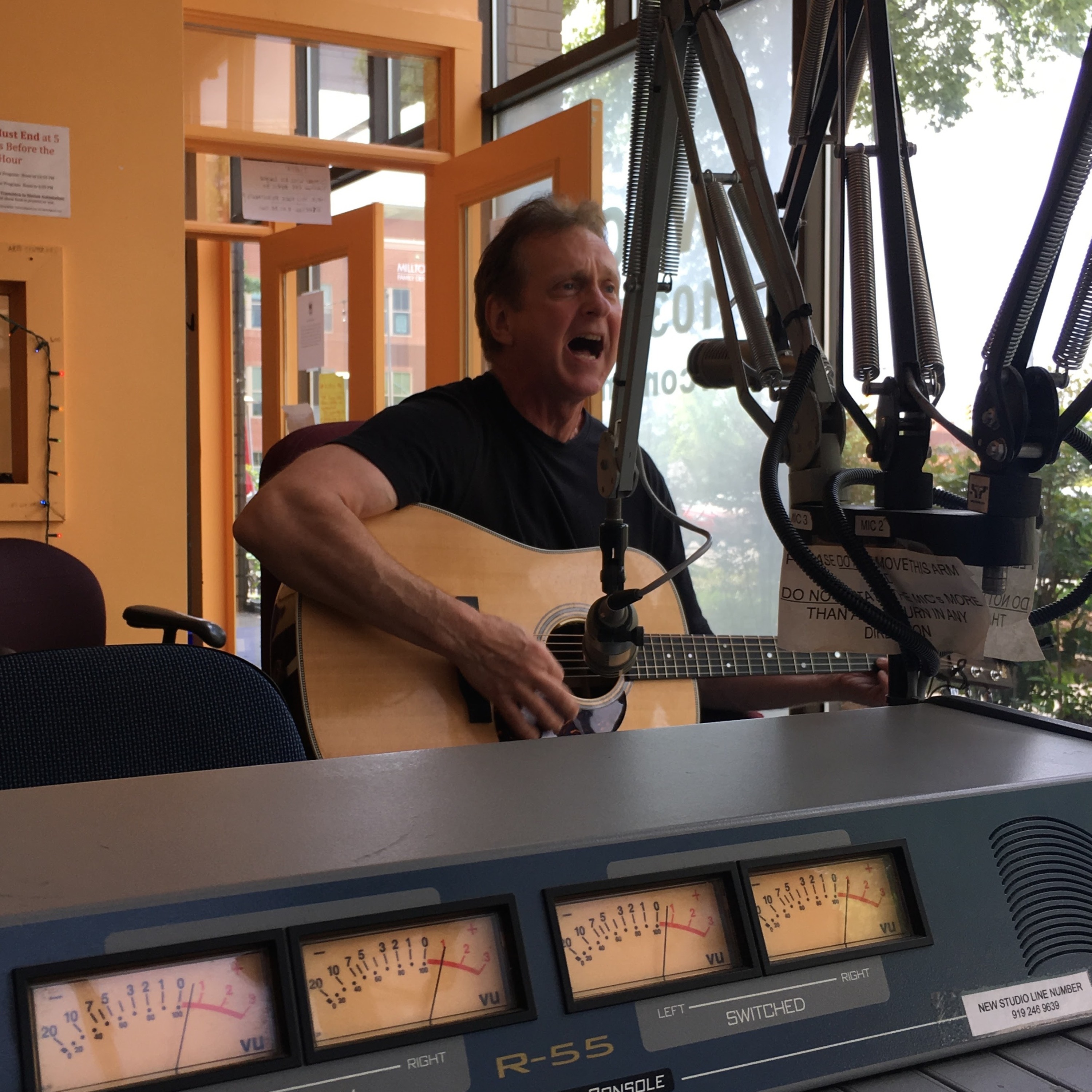 Licks & Lyrics radio Podcast