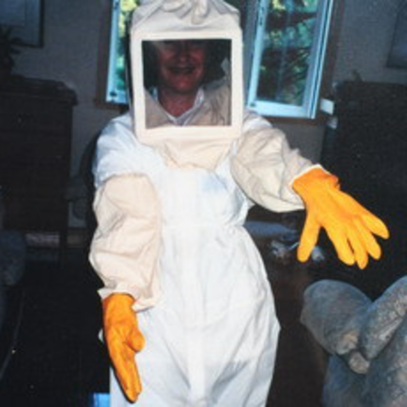 Beekeeping with 150,000 bees episode artwork