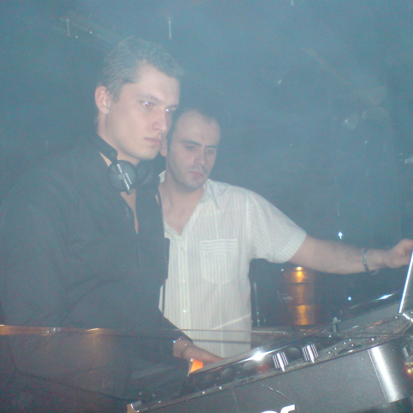 DJ GEOFFREY