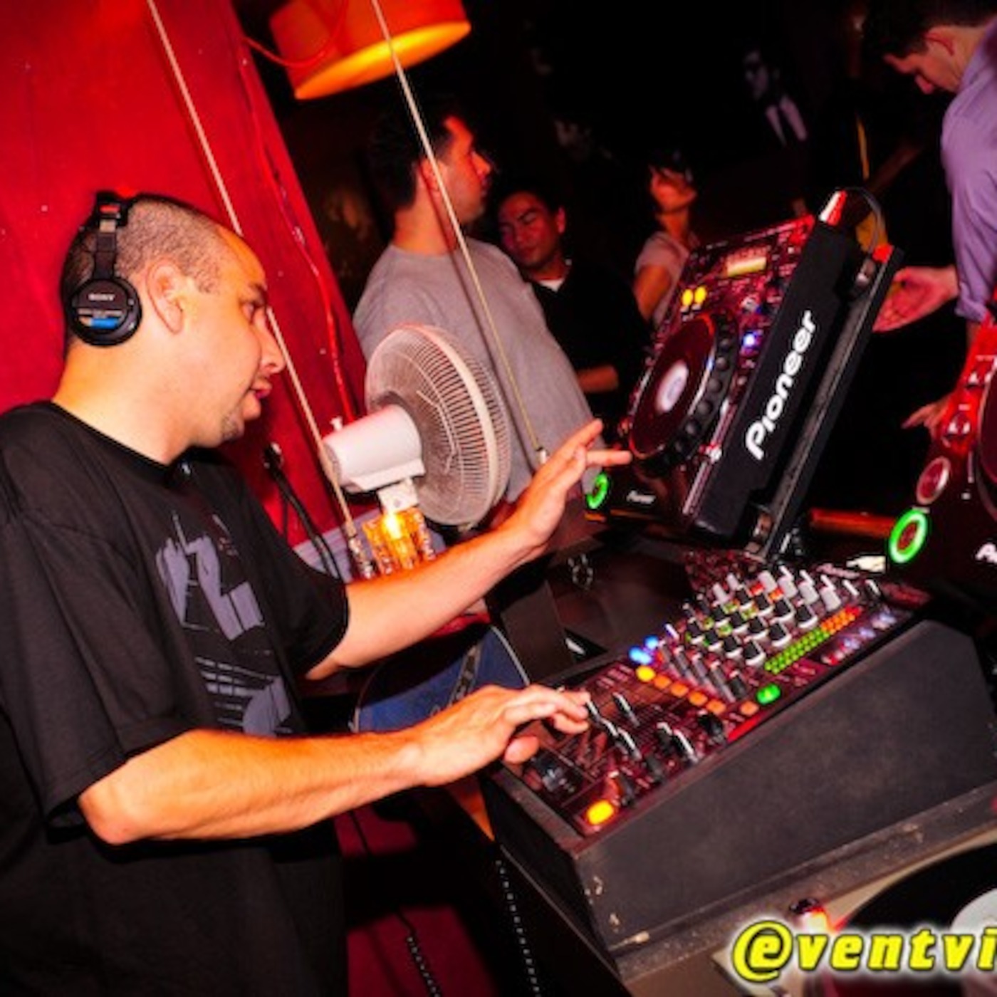 House Mix October 2013