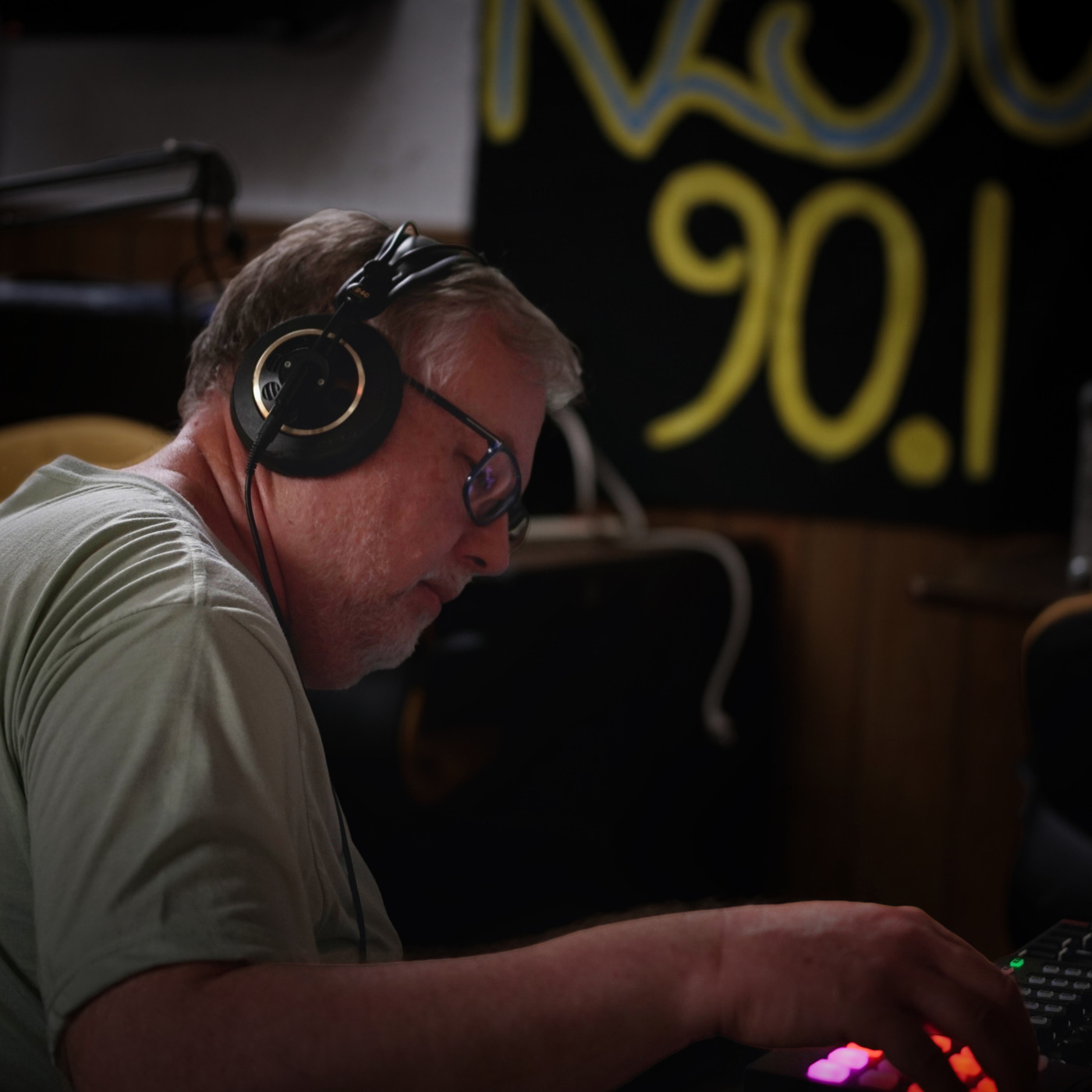 Episode 279: Sound Wheels w/ Bob Amstadt - Driving Quietly episode artwork