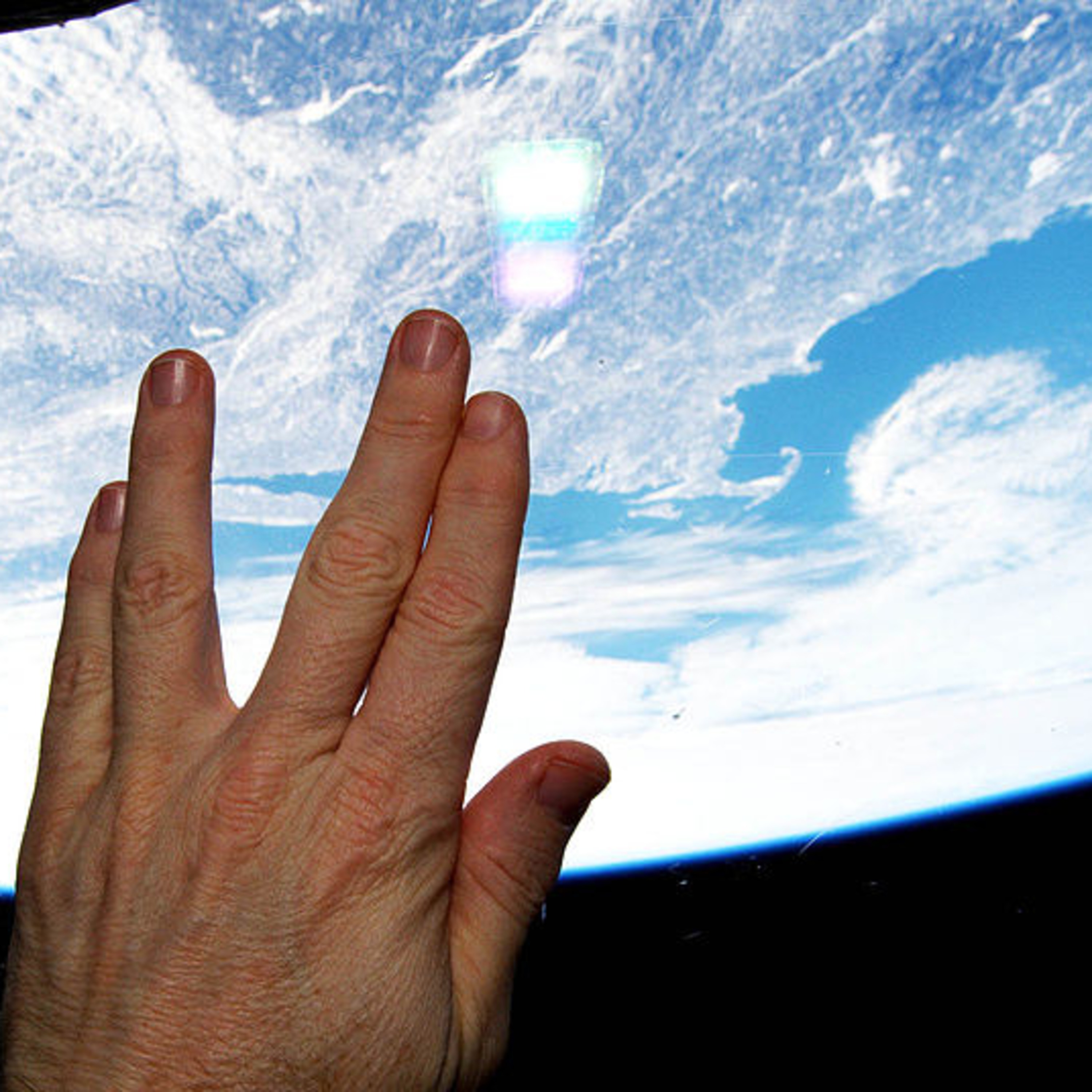 Remembering Leonard Nimoy episode artwork