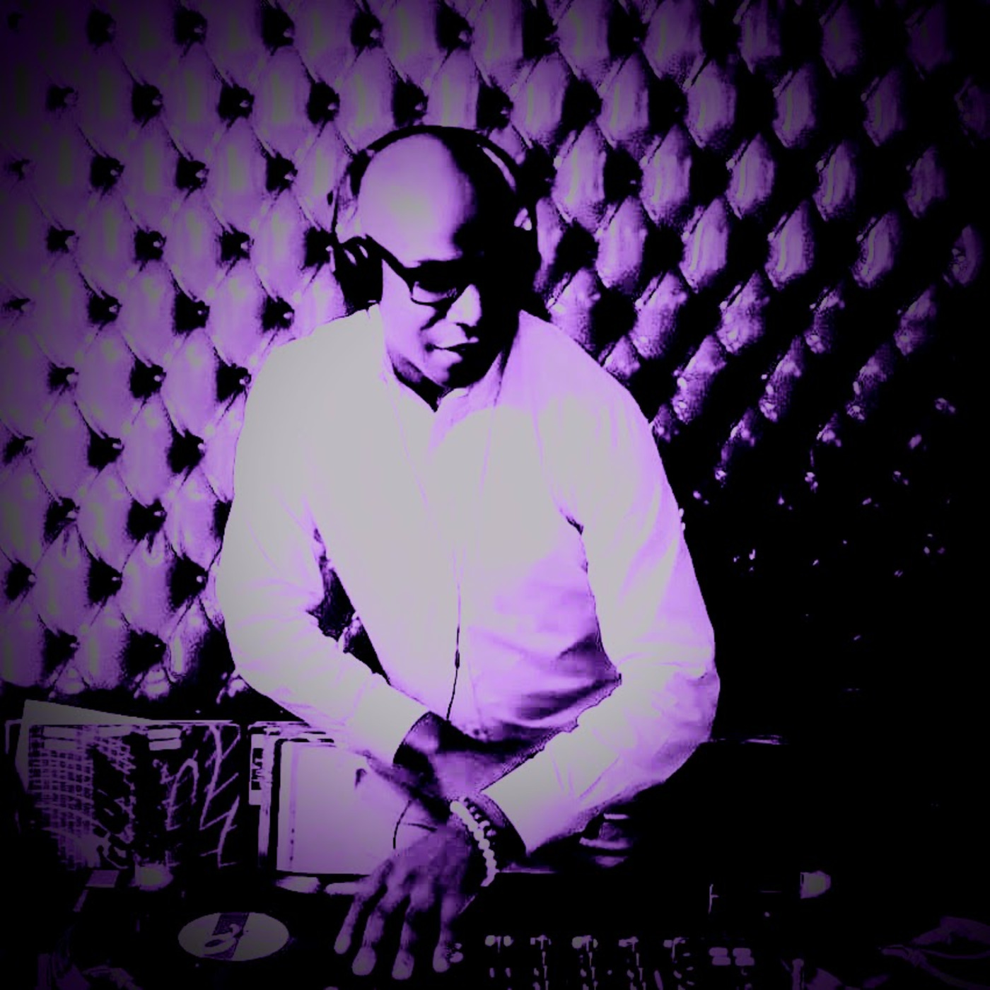 Qool DJ Marv Aural Memoirs and Buttamilk Archives // MusiQuarium Of Wonder // Instruments Of Mass Construction