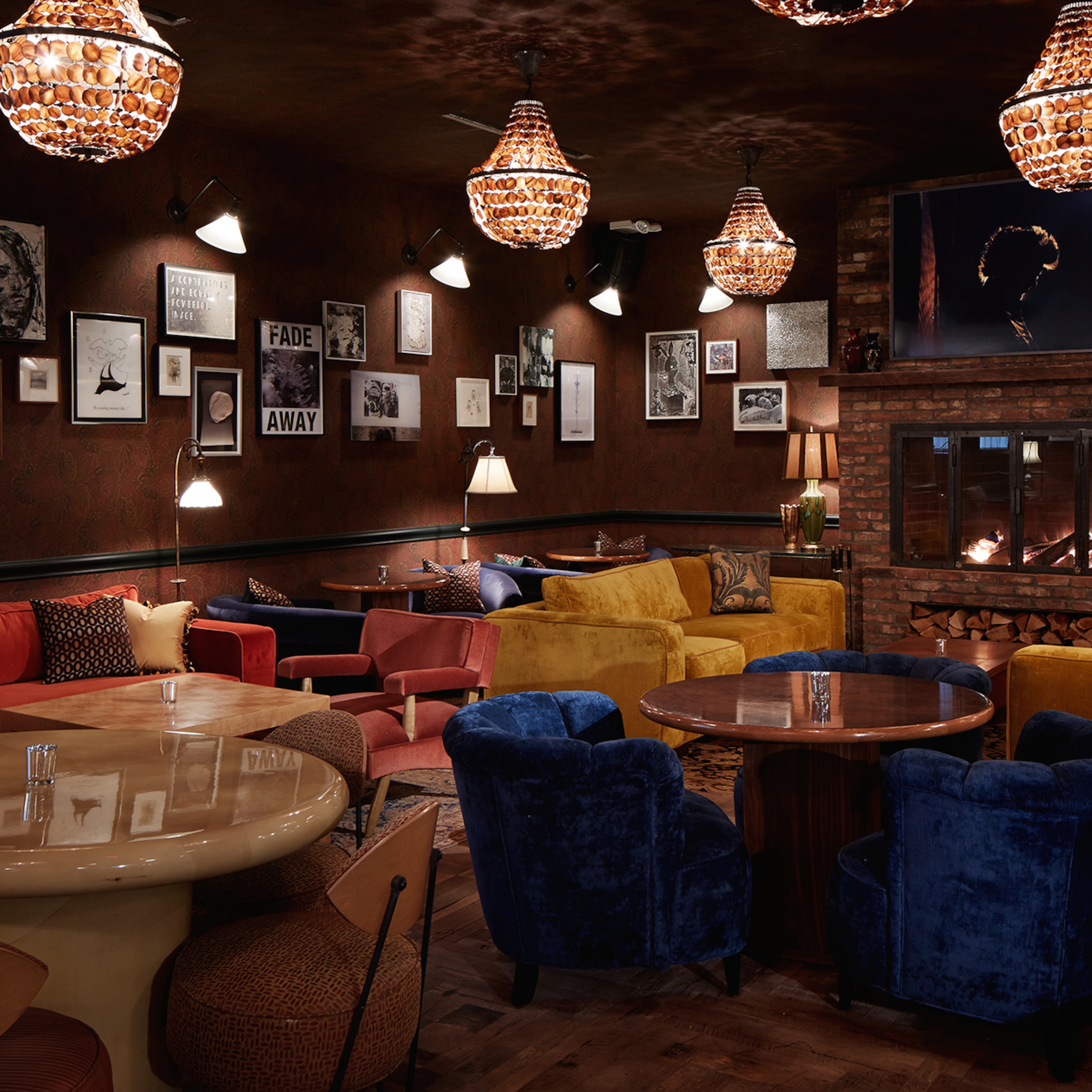 The Venue And The Energy Of The People And Then He Blends What He Sees With What He Hears Intertwining Many Styles For Many Faces From Many Places Qool Dj Marv Captivates You With His Blend