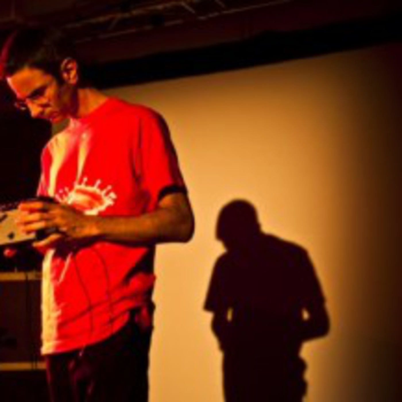 ONES DE CROM Arxius 19