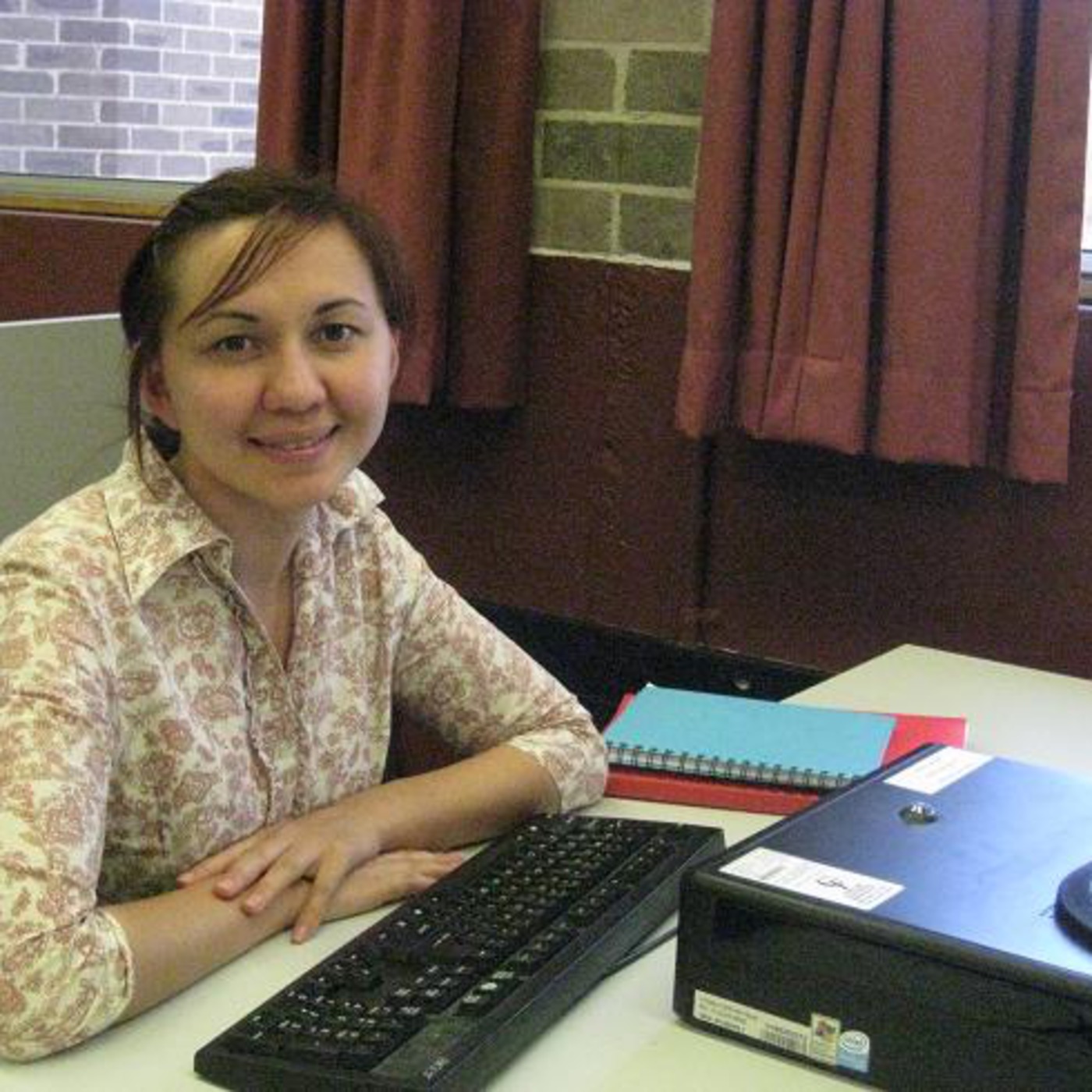 Elmira: A second blog, forums and learning English through Web 2   Episode 67