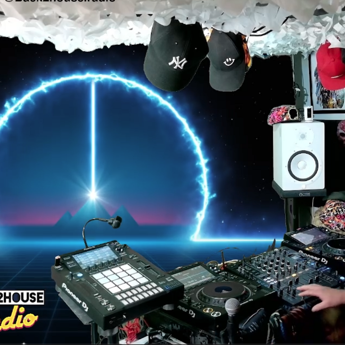 Back 2 House Deep & Afro-House Fusion Episode 062 Rik Swaine