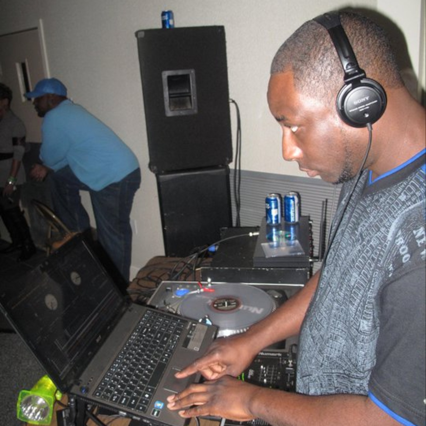 DJ Dman presents Ladies of R&B sample.