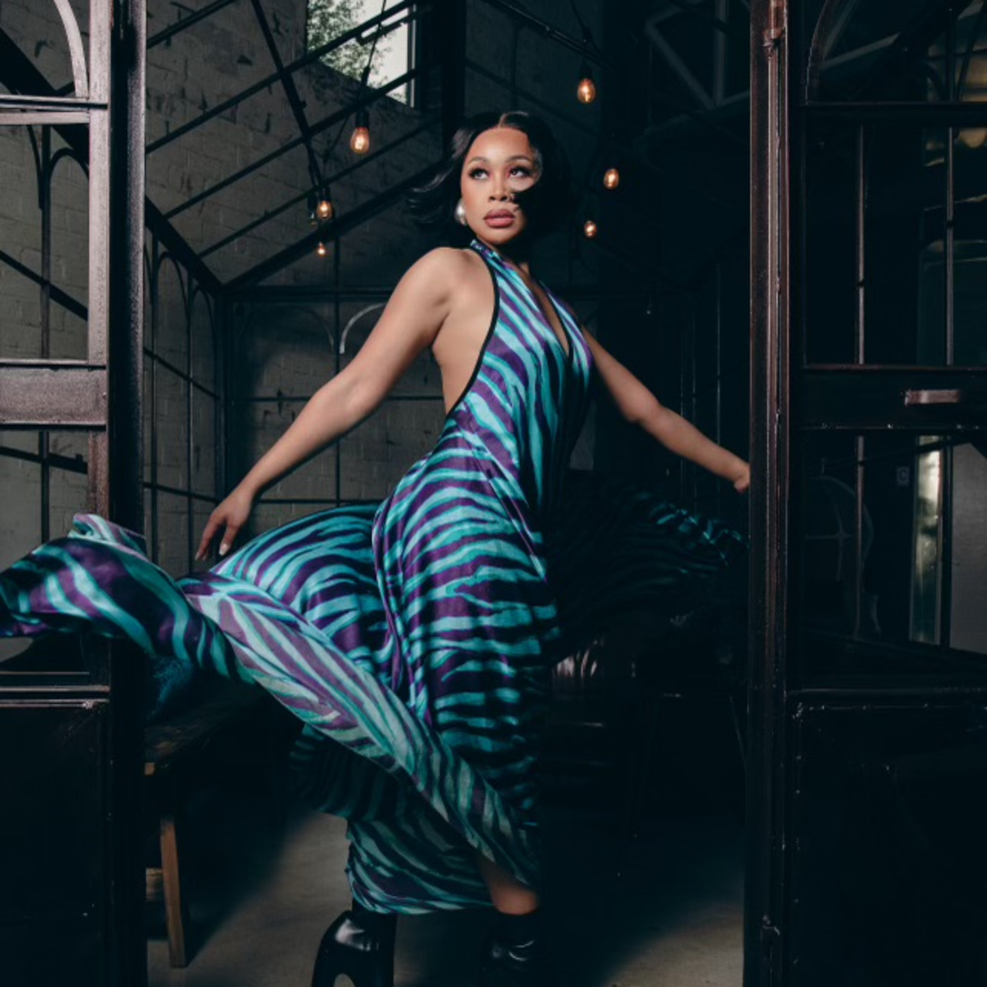 Episode 321: Inspirational Artist Evvie McKinney, Winner of  “Diddy’s” The Four, Shares Why She Walked Away from Two Deals and Started her Own Label