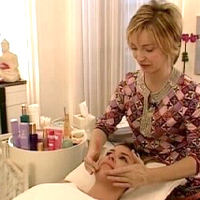 How to Select the Best Salon for Skin Care Treatments?