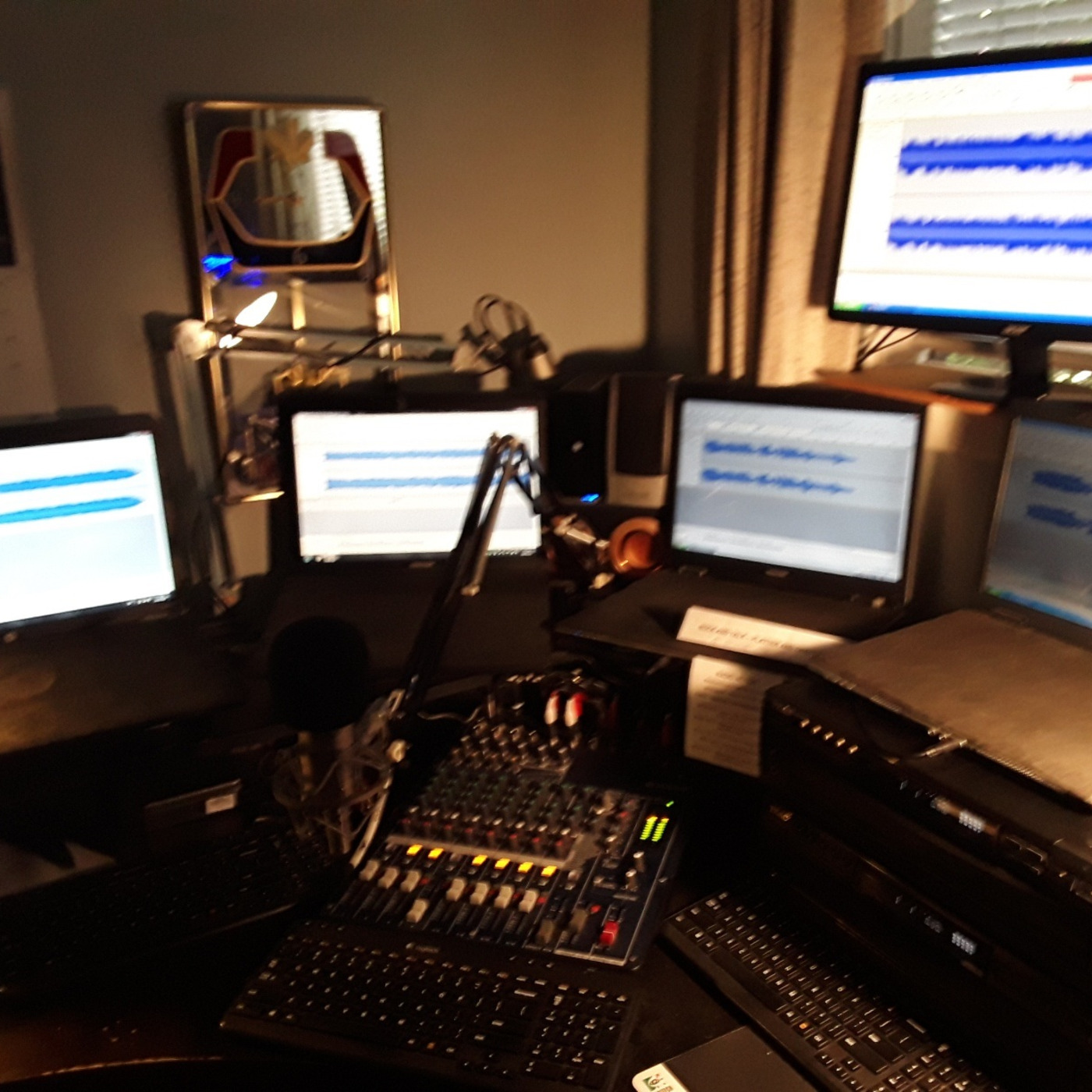 Episode 918: RADIO ACTION BACK TRAX ROCK & TALK (Platter & Chatter) - November 19-25