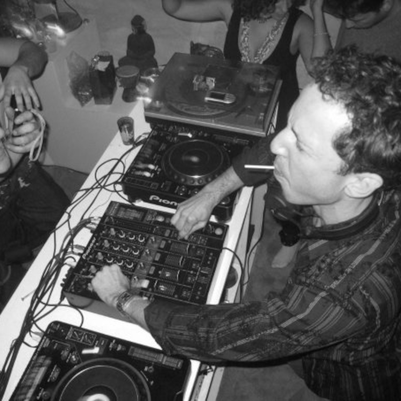 I LOVE TECHNO ::: The Sound of Ibiza Vol. 6