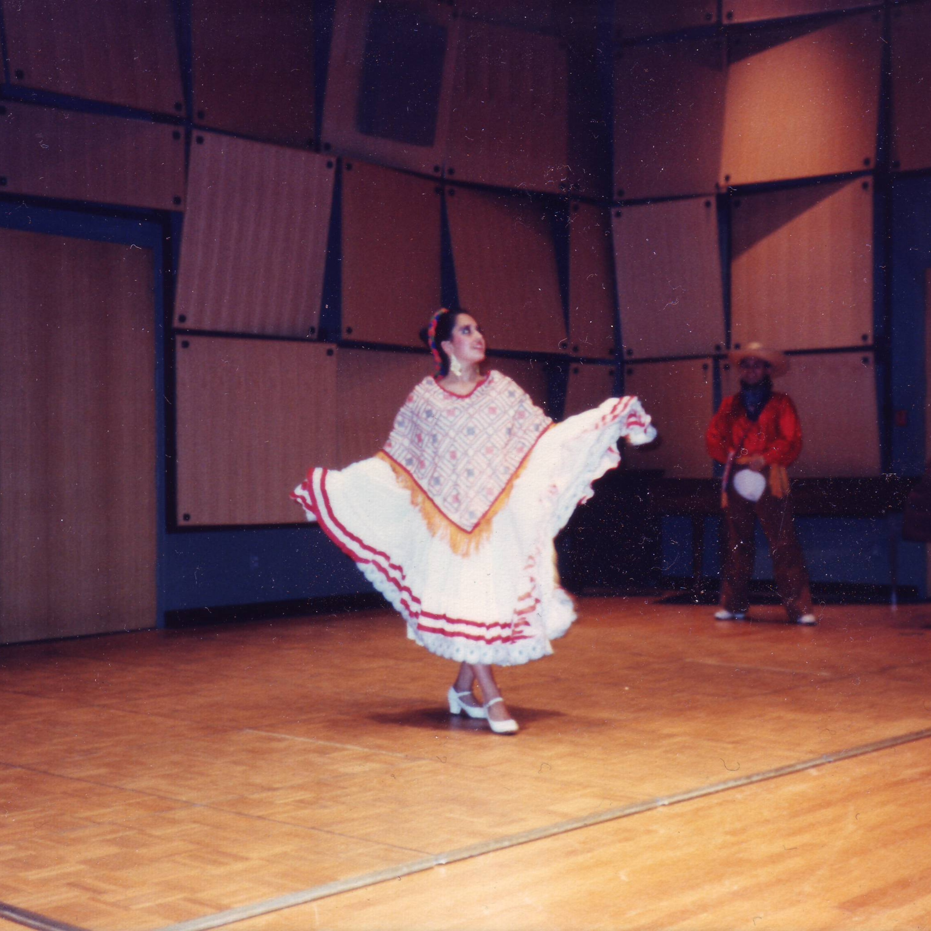 Arriba! Folklorico Music and Dance of Mexico
