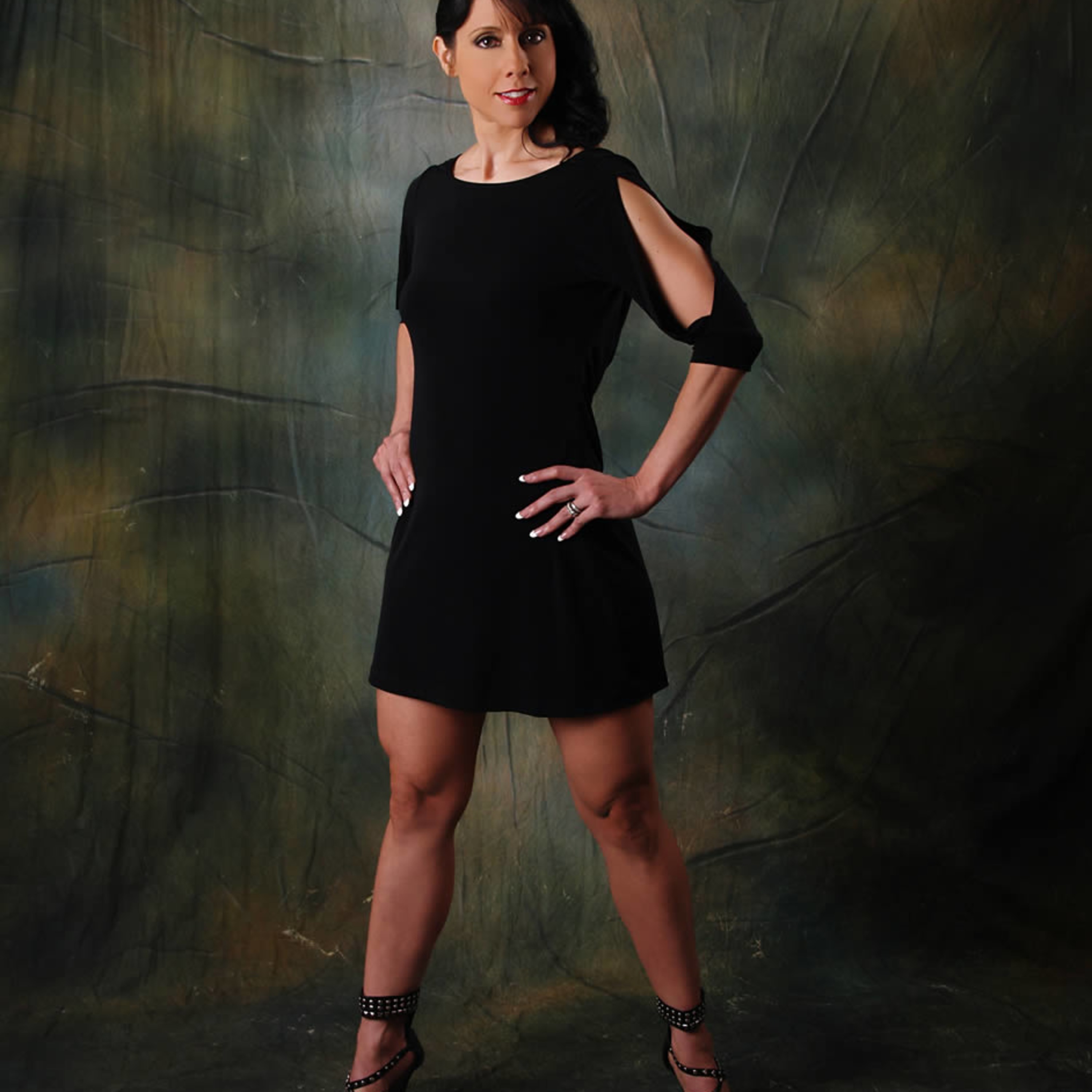 BikiniMommyOnline.com