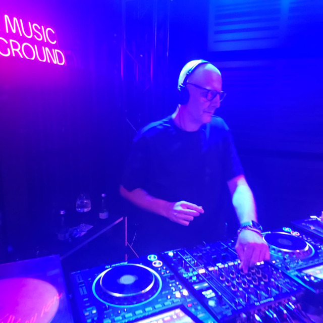 Jeff a.k.a Moveks Podcast