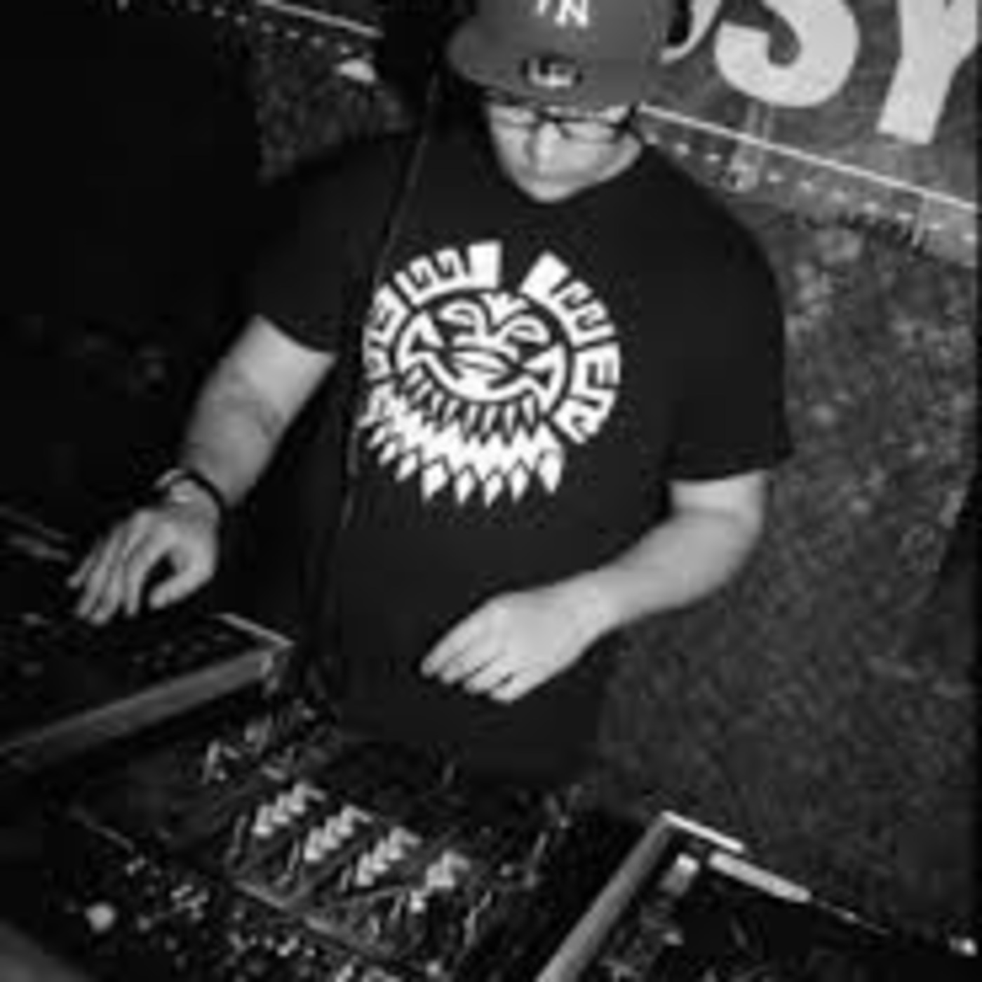 J Robinson - Broken Audio Podcast - Vol 12 - April 2013
