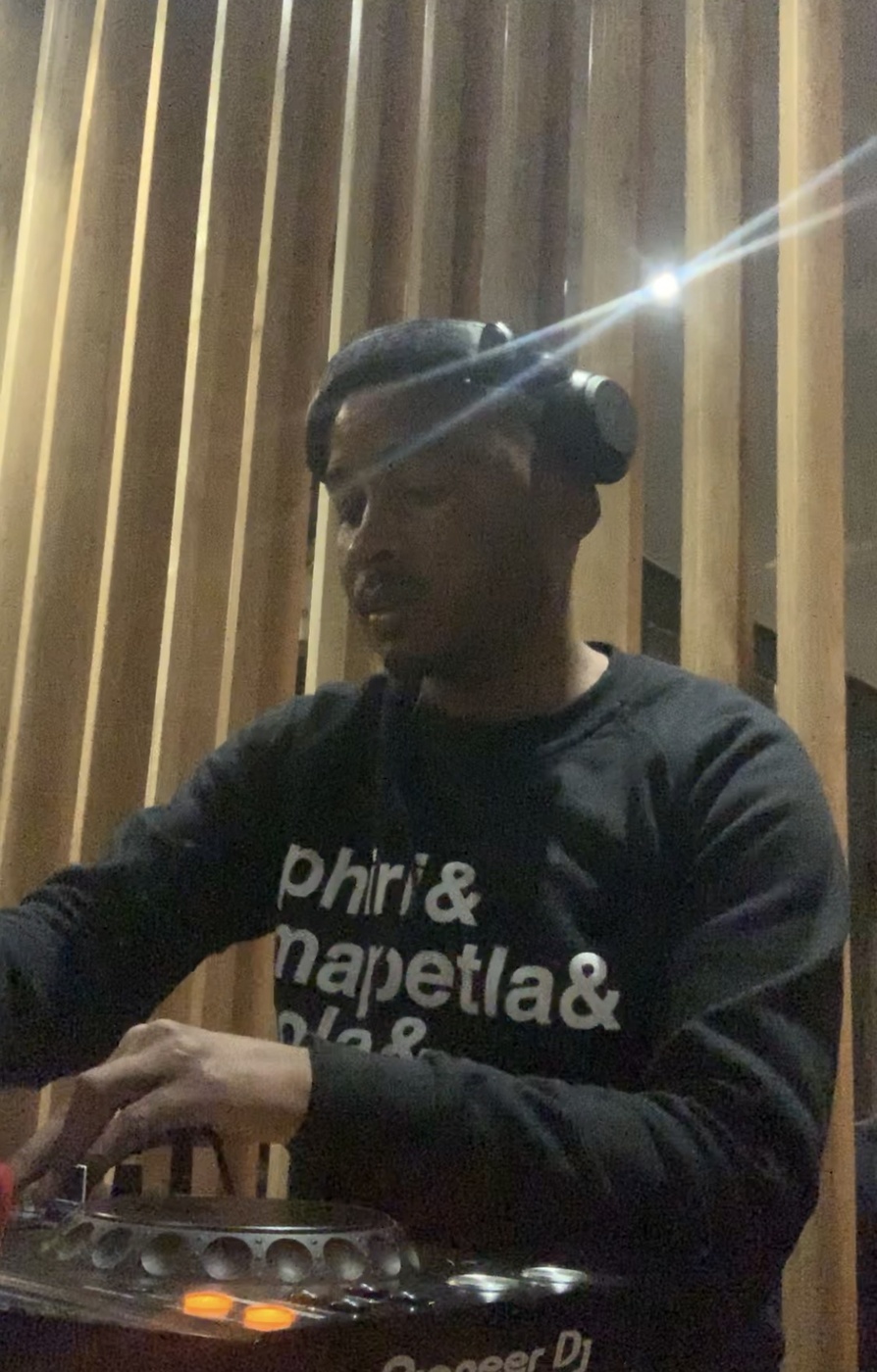 Deep Groove Sessions 061 - Funk DeepStar (we reminisce)