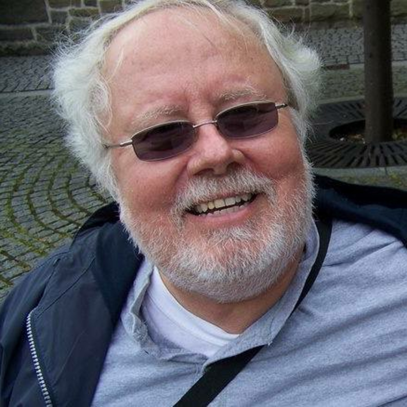 Episode 307: Living In His Presence by Tom Burns (Share with Russian Speaking Friends) Episode 307: Living In His Presence by Tom Burns (Share with Russian Speaking Friends)