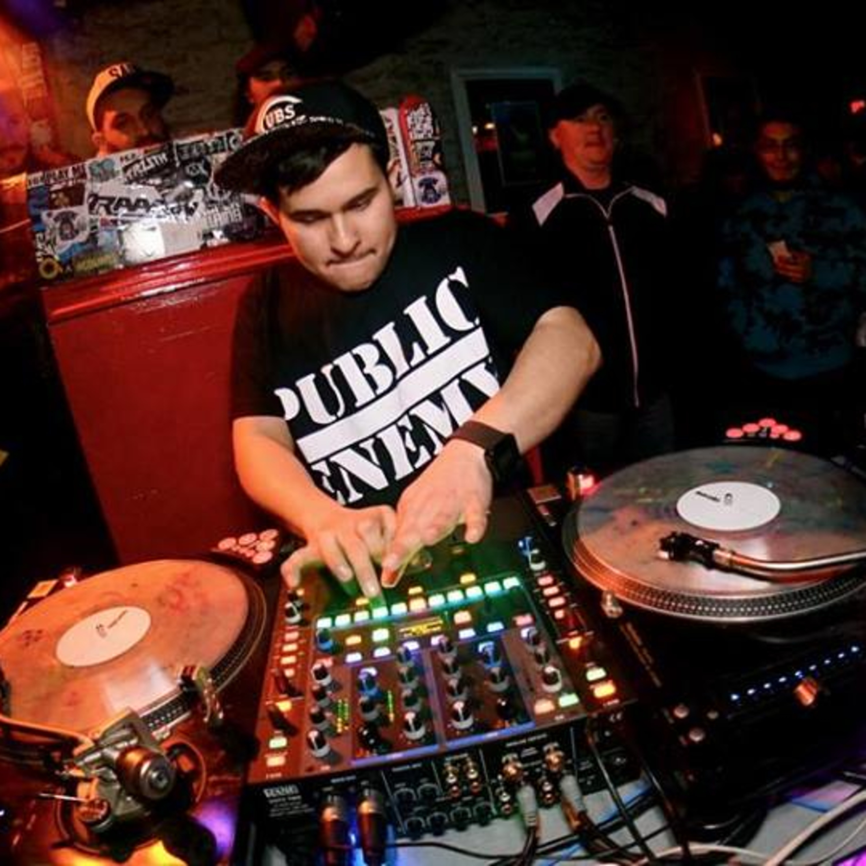 Vibe w/ Exclusive Dj