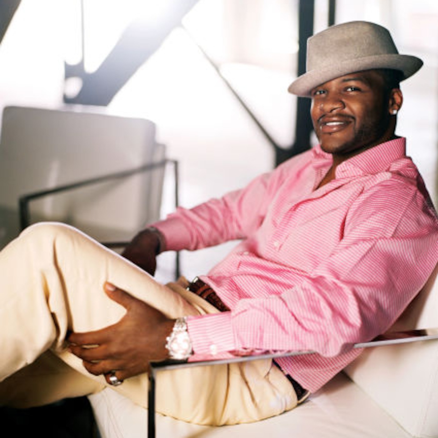 (REVOLT RADIO PREMIER )  Jaheim – Bed Is Listening