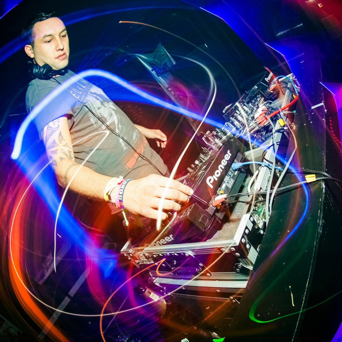 Humpday Project | 10.04.13 - Heath Renata