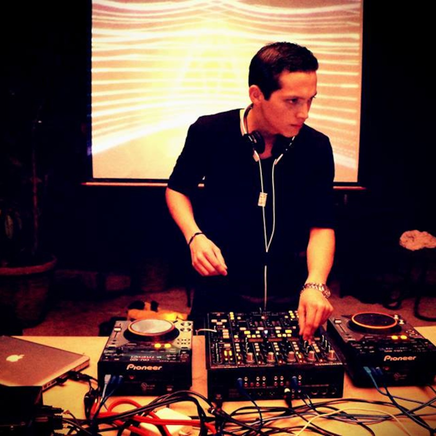 Garage Wave Podcast