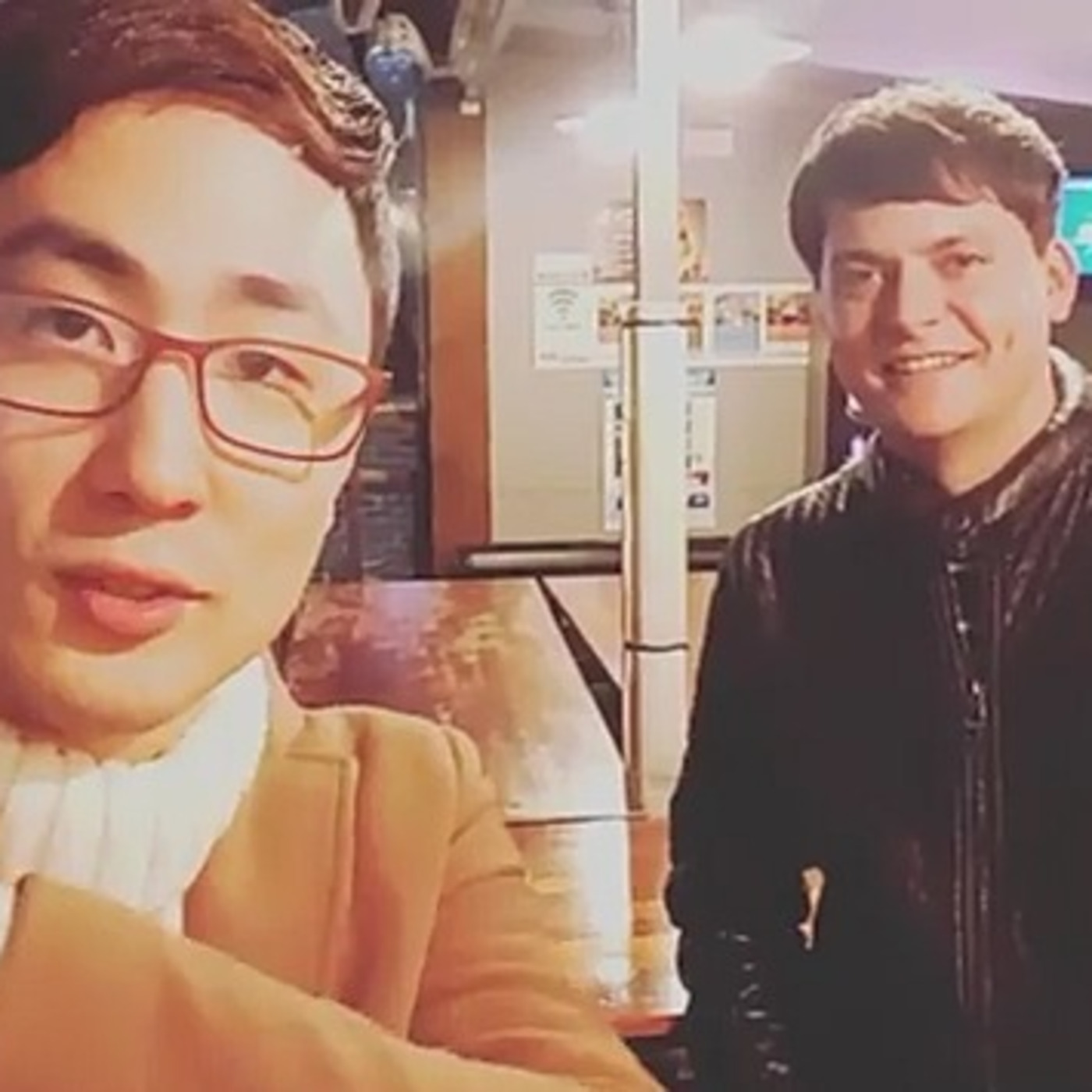 Play 쓰면 절대로 안돼요. Featuring Michael Elliot episode artwork