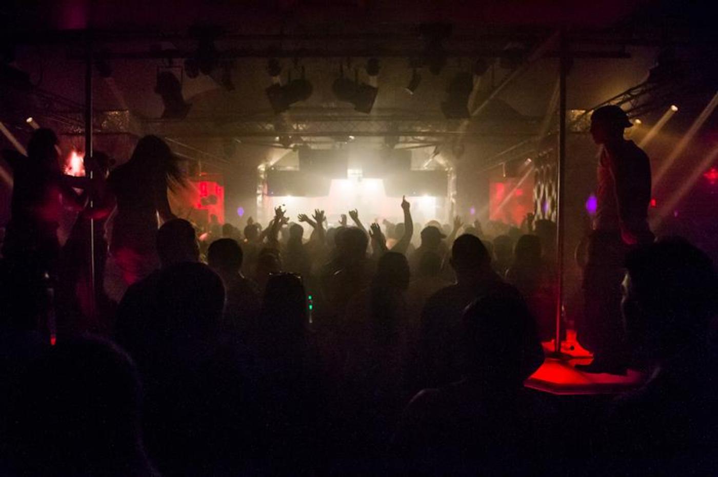 TECH SUPPORT  022 -- LIVE @ CIRCUS AFTERHOURS OCT. 25 2013