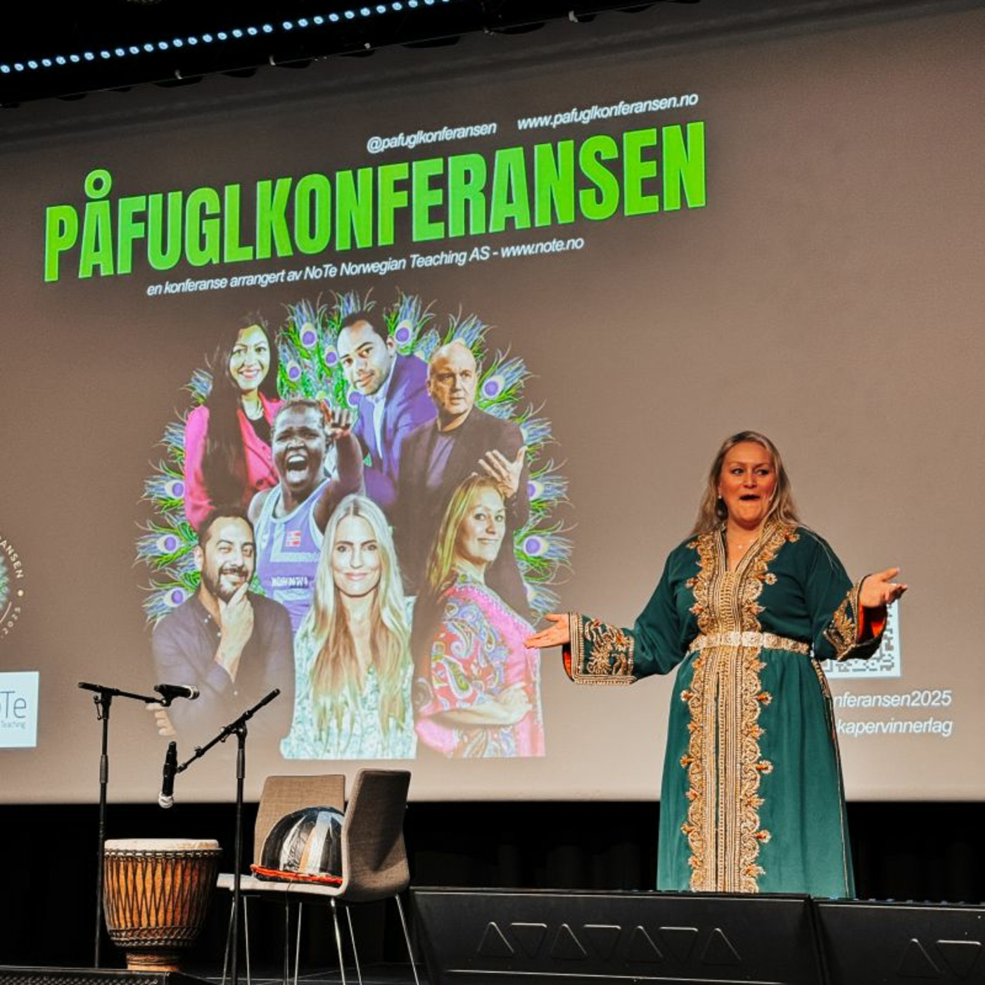 Episode 115: Lange sommernetter, Påfuglkonferansen og snart Albania