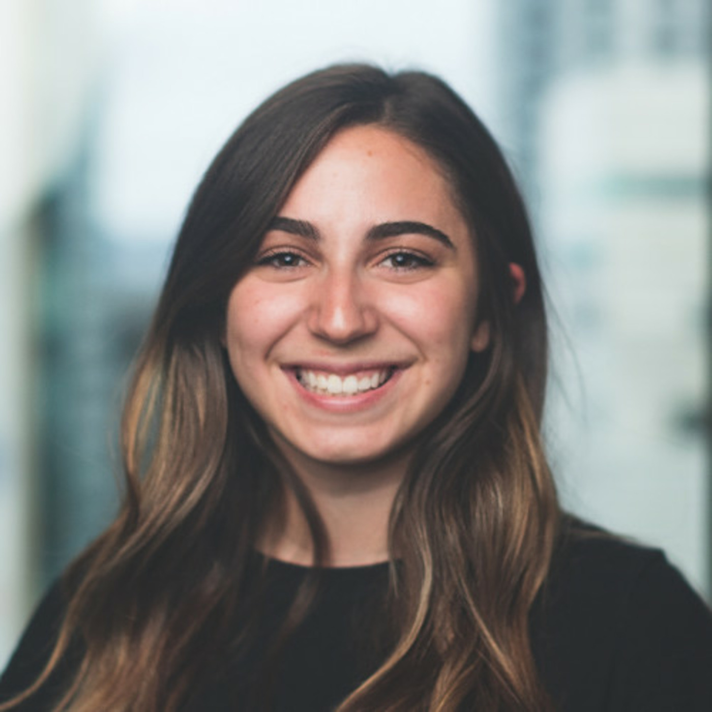 Episode 84: The Davidson Hang Podcast w/Alyssa Gerontides (Top LinkedIn Learning Account Executive)