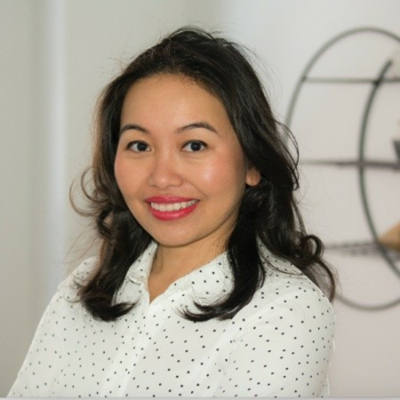 Episode 131: The Davidson Hang Podcast w/Cat Sandoval- Becoming a Reporter and going after your dreams