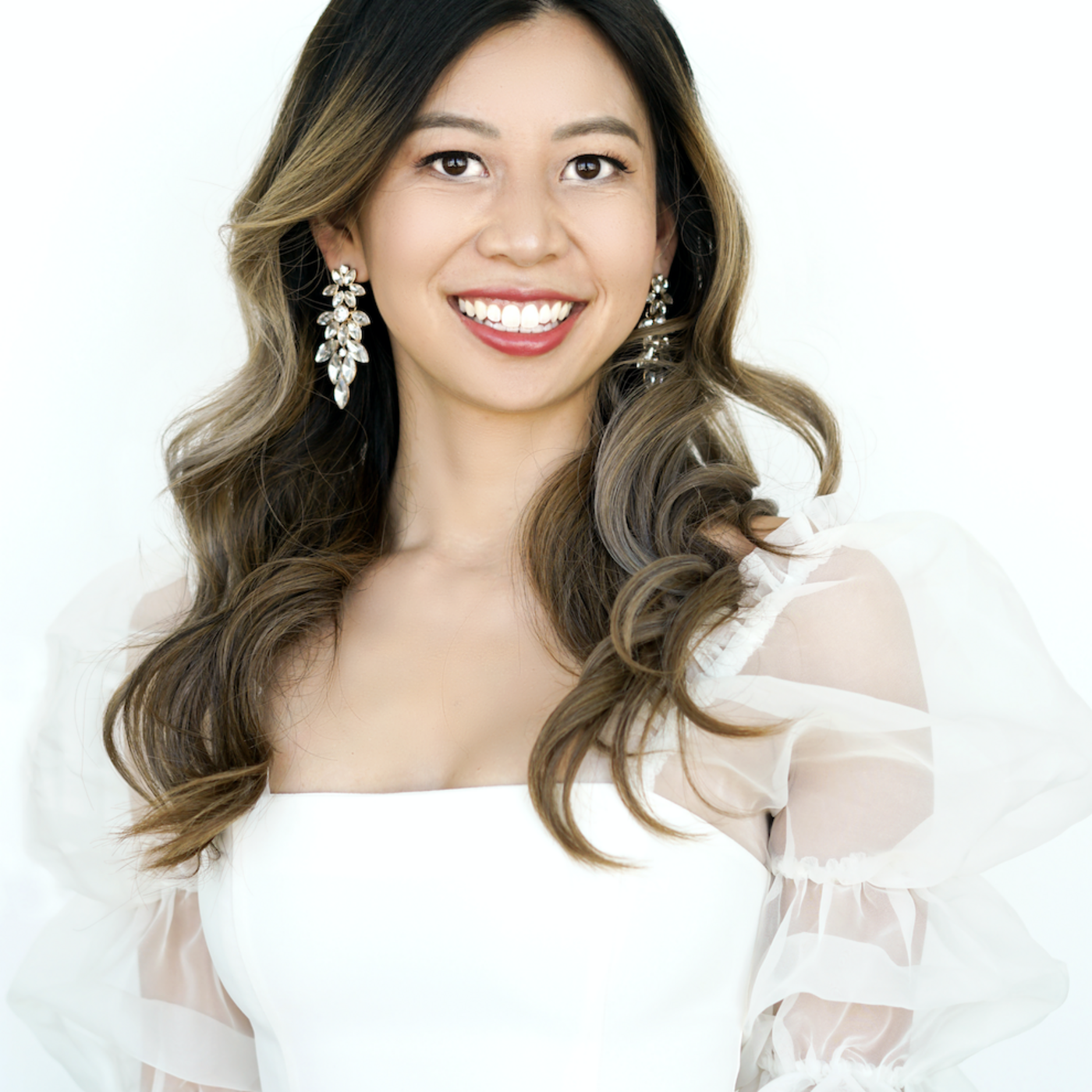 Episode 153: The Davidson Hang Podcast w/Daisy Chung(Director of Sales at Orum)