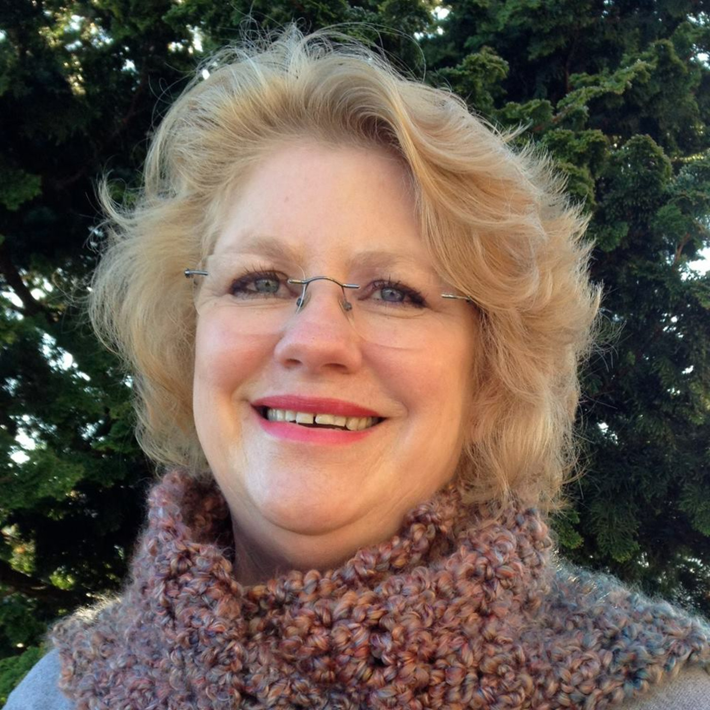 Cindy Eastman Legal Shield ~ Helping Clients Fill a Void episode artwork