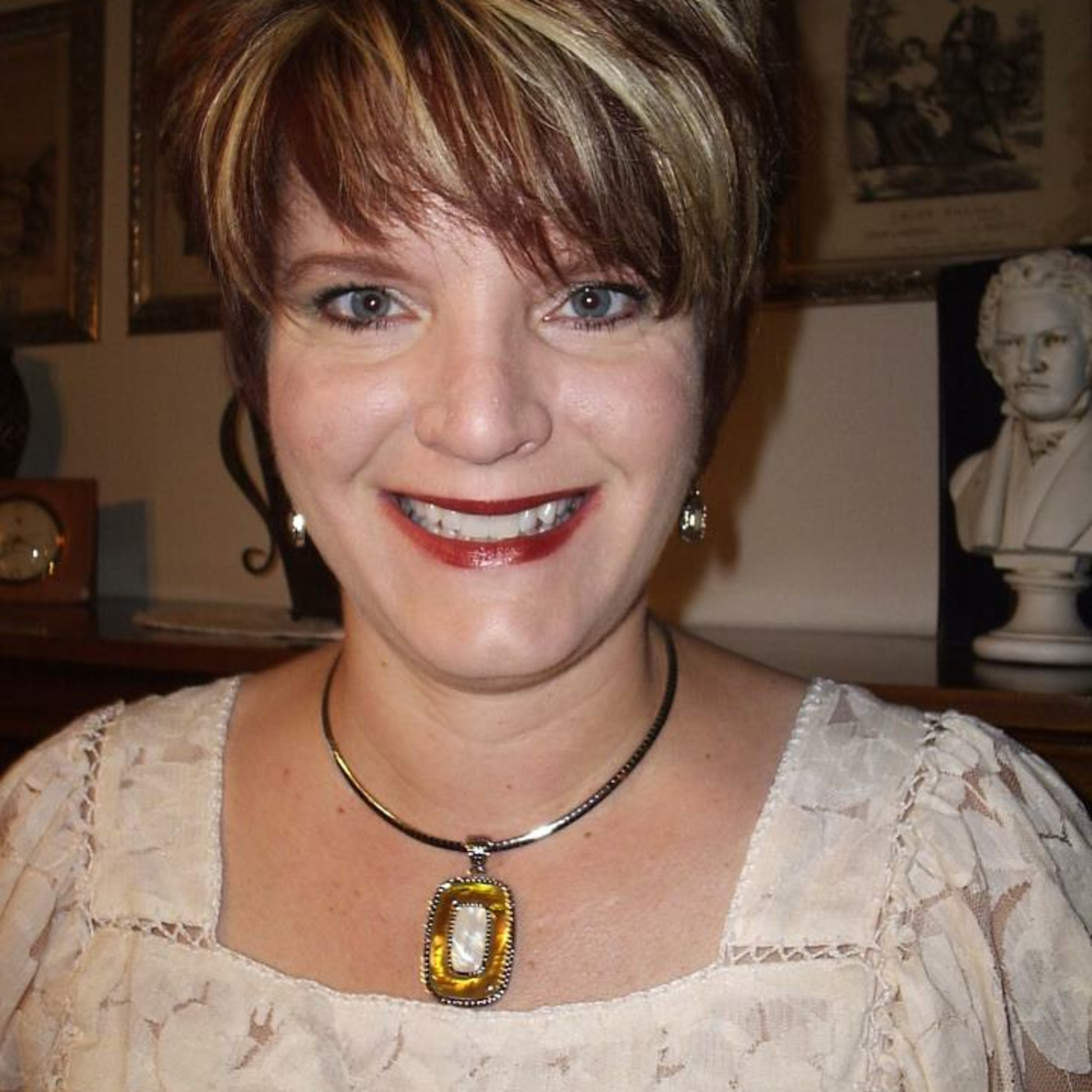 Jeannette Maddox Ava Gray Direct ~ Training and Mentoring Women in Direct Sales episode artwork