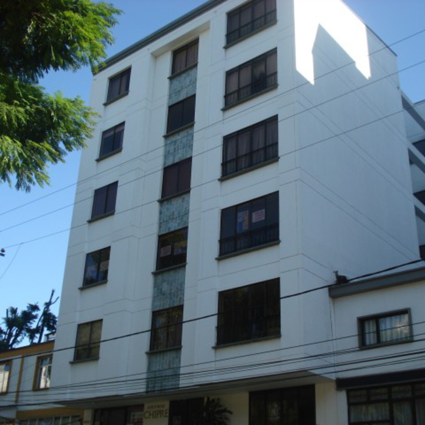 Episode 5 - Apartamento, Barrio Los Alpes, Edificio Chipre, Pereira, Colombia.
