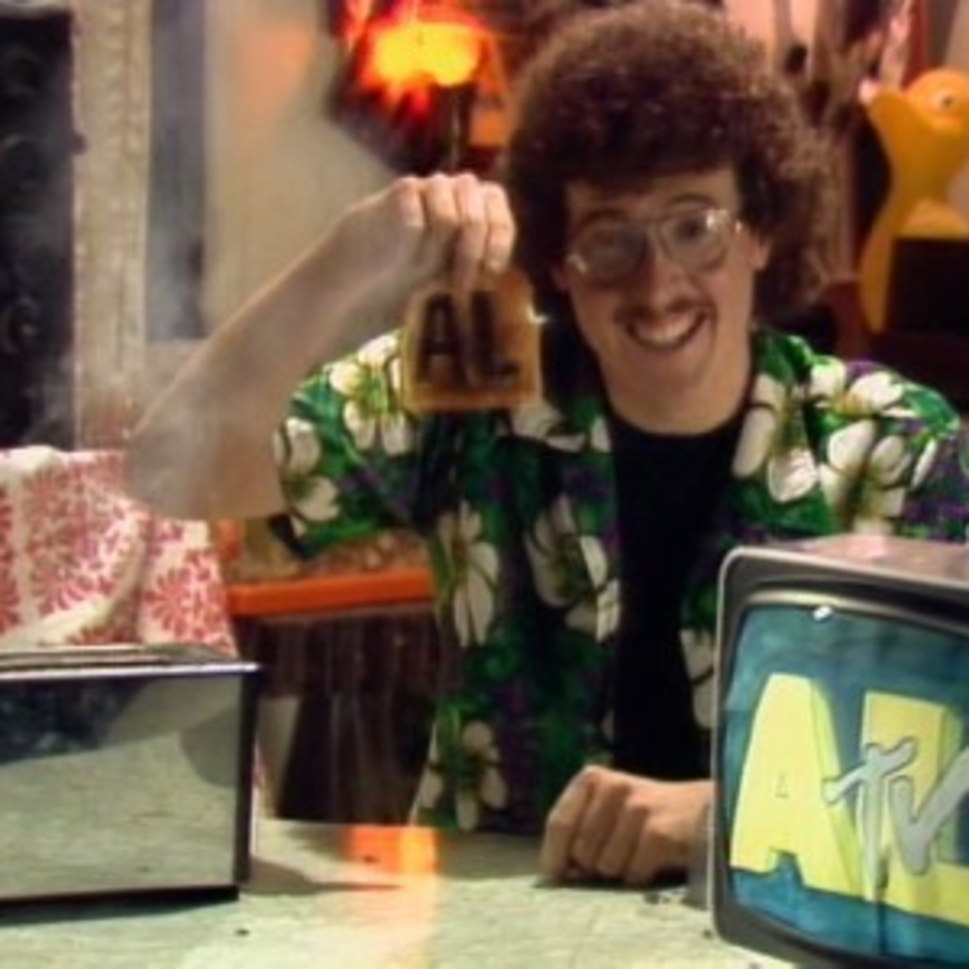 Bonus: AL TV UHF Compleat Music Mix